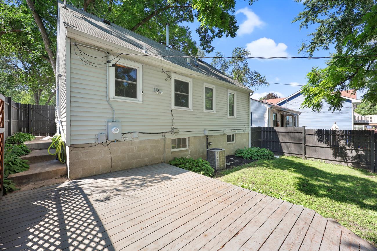 View of Residential at 2725 Dakota Avenue, Saint Louis Park MN 55416, Saint Louis Park (24 of 26) - Mike Wilen | Minnesota Team Real Estate