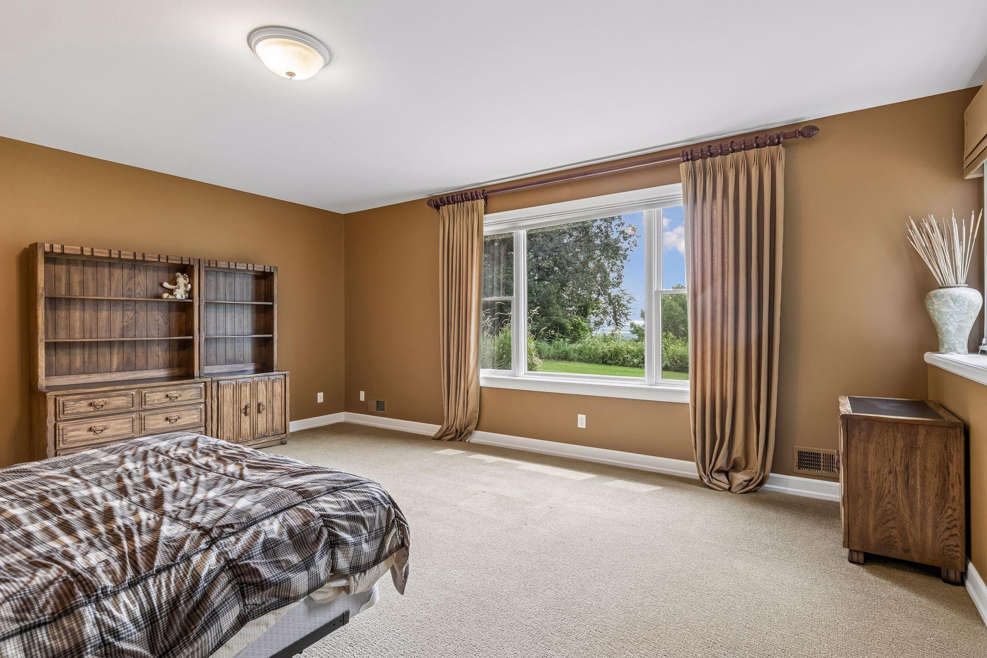 View of Residential at 18221 Overland Trail, Eden Prairie MN 55347, Eden Prairie (65 of 100) - Mike Wilen | Minnesota Team Real Estate