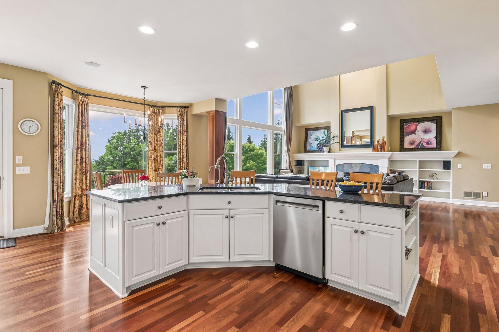 View of Residential at 18221 Overland Trail, Eden Prairie MN 55347, Eden Prairie (34 of 100) - Mike Wilen | Minnesota Team Real Estate