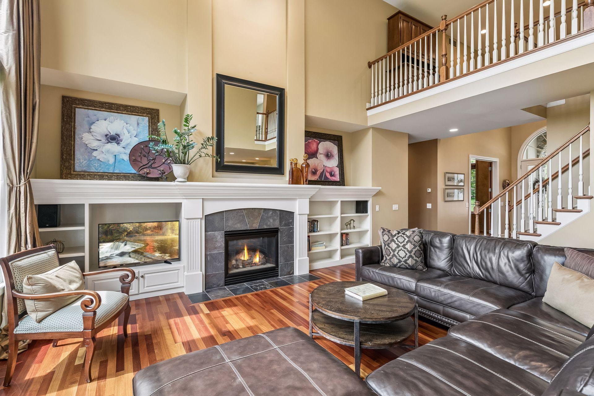 View of Residential at 18221 Overland Trail, Eden Prairie MN 55347, Eden Prairie (25 of 100) - Mike Wilen | Minnesota Team Real Estate