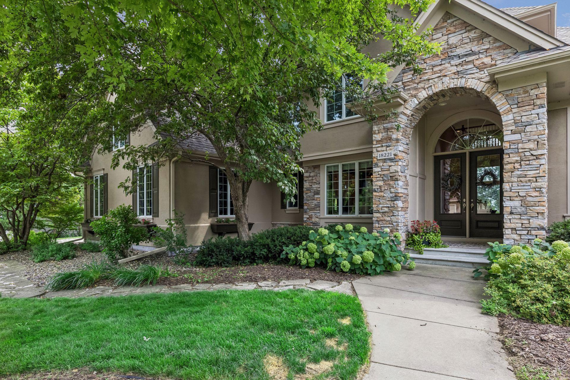 View of Residential at 18221 Overland Trail, Eden Prairie MN 55347, Eden Prairie (7 of 100) - Mike Wilen | Minnesota Team Real Estate