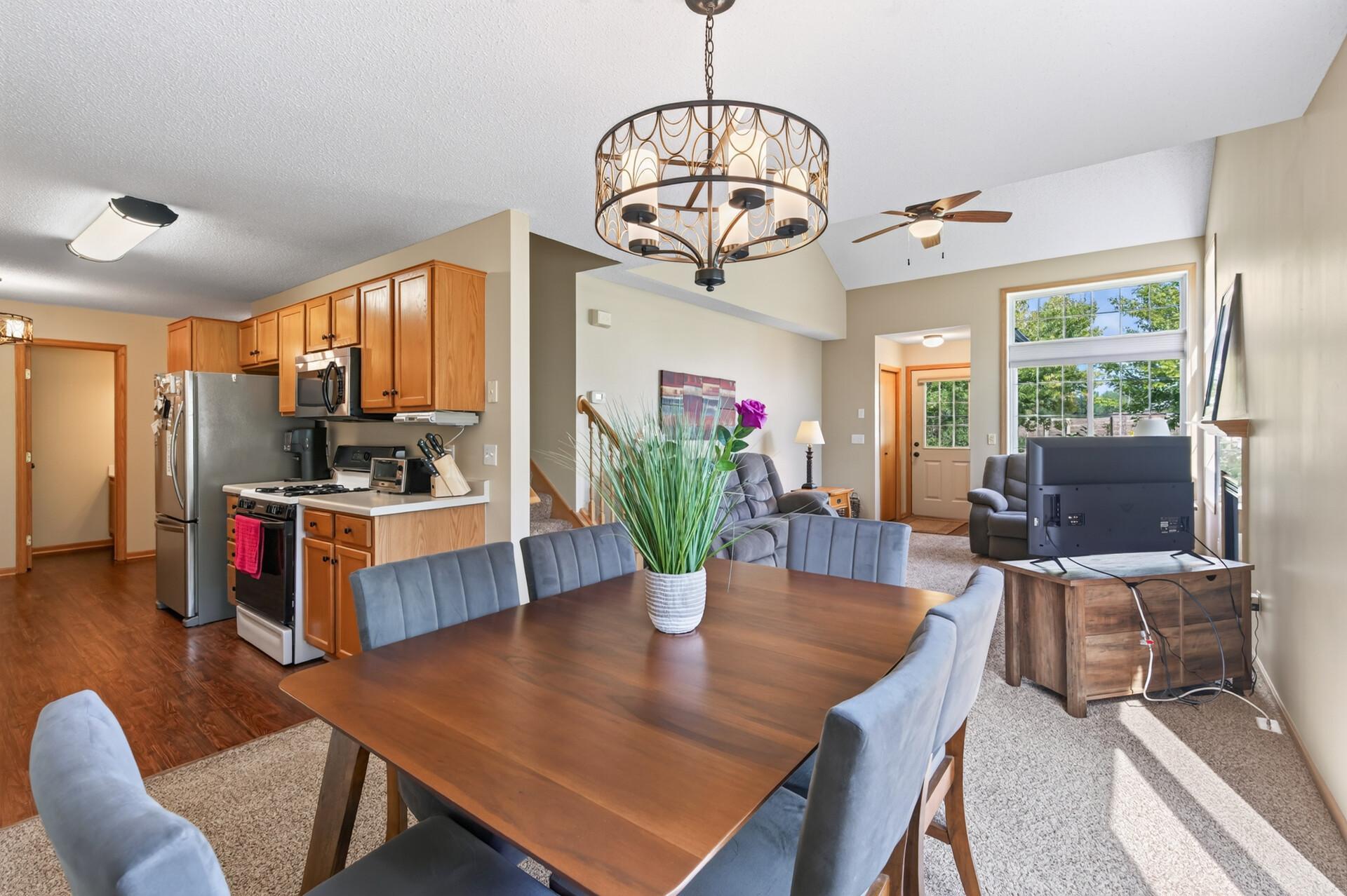 View of Residential at 6193 Courtly Road #E, Woodbury MN 55125, Woodbury (17 of 42) - Mike Wilen | Minnesota Team Real Estate
