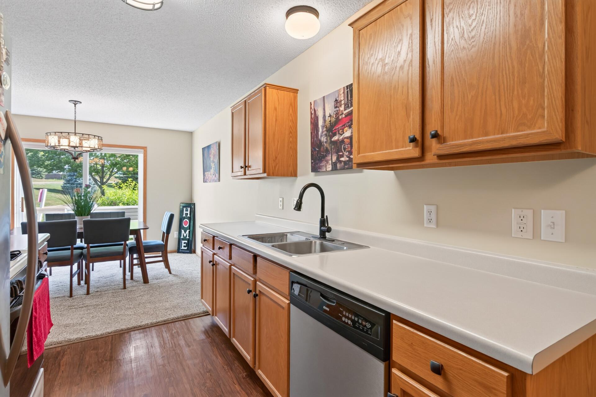 View of Residential at 6193 Courtly Road #E, Woodbury MN 55125, Woodbury (22 of 42) - Mike Wilen | Minnesota Team Real Estate