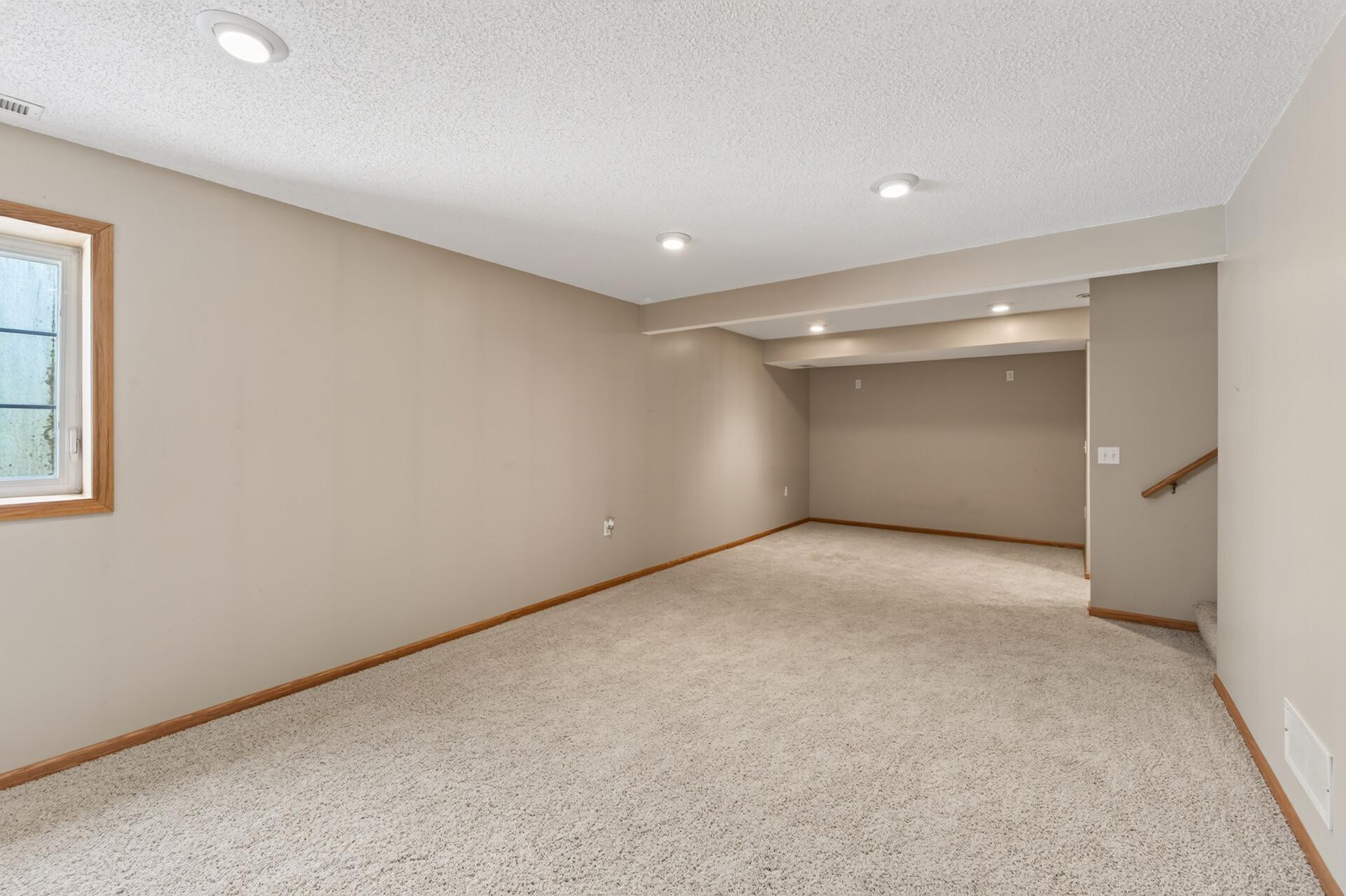 View of Residential at 6193 Courtly Road #E, Woodbury MN 55125, Woodbury (40 of 42) - Mike Wilen | Minnesota Team Real Estate