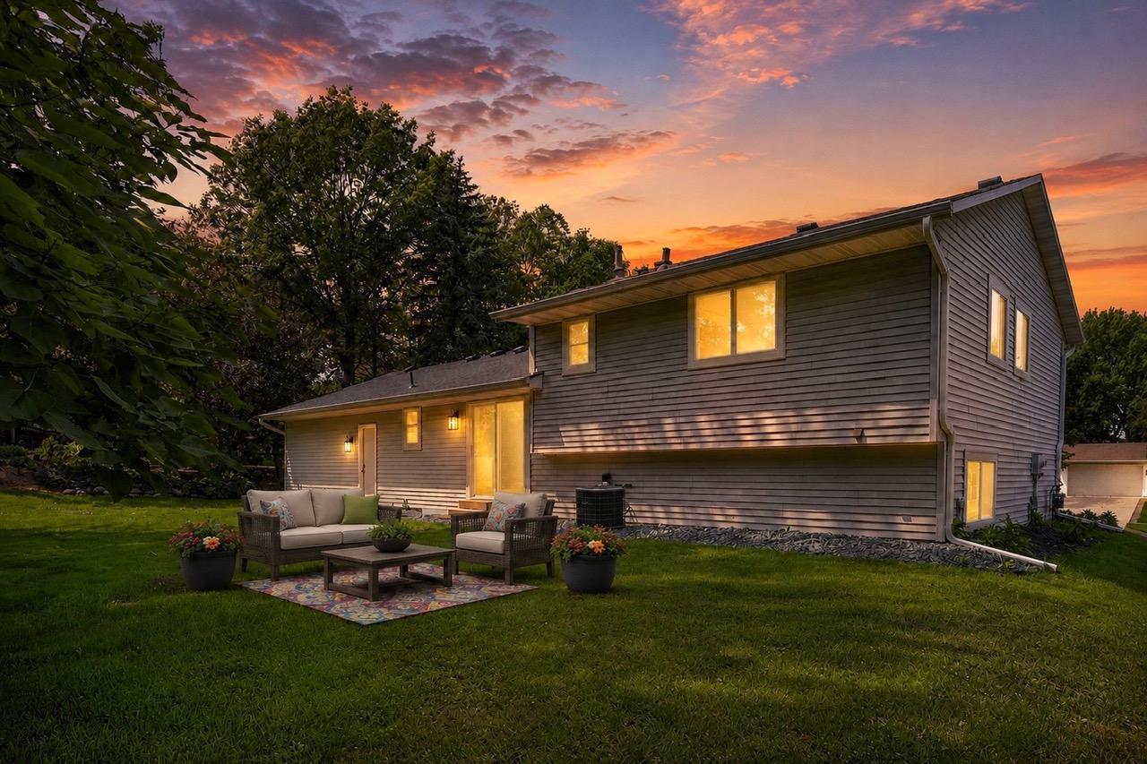 View of Residential at 8090 159th Street, Apple Valley MN 55124, Apple Valley (4 of 38) - Mike Wilen | Minnesota Team Real Estate