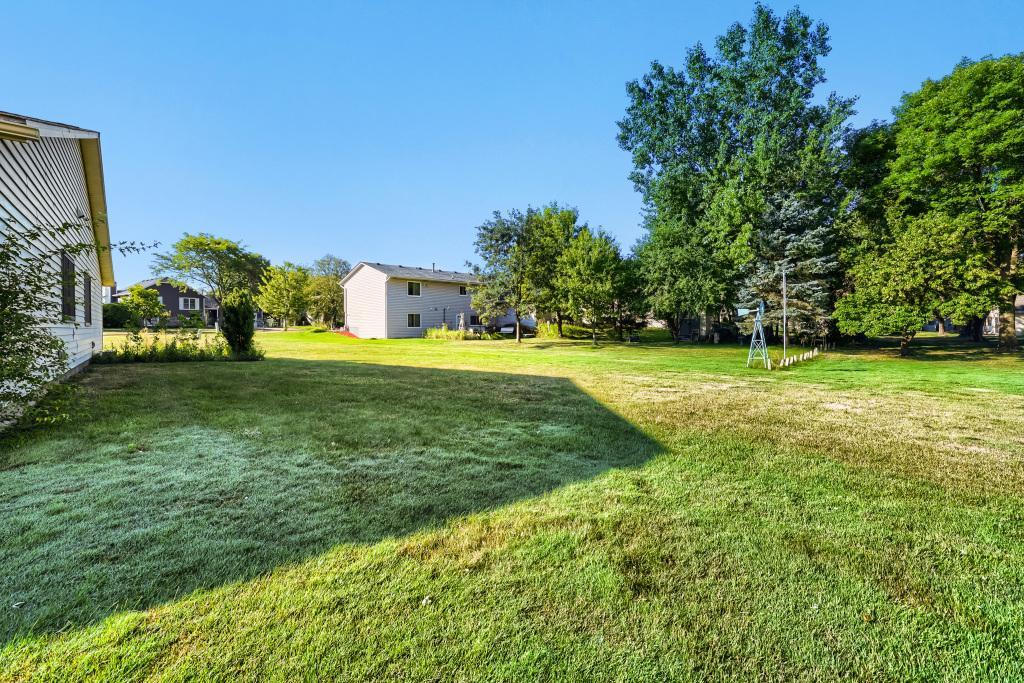View of Residential at 3743 Goodwin Avenue, Oakdale MN 55128, Oakdale (29 of 29) - Mike Wilen | Minnesota Team Real Estate