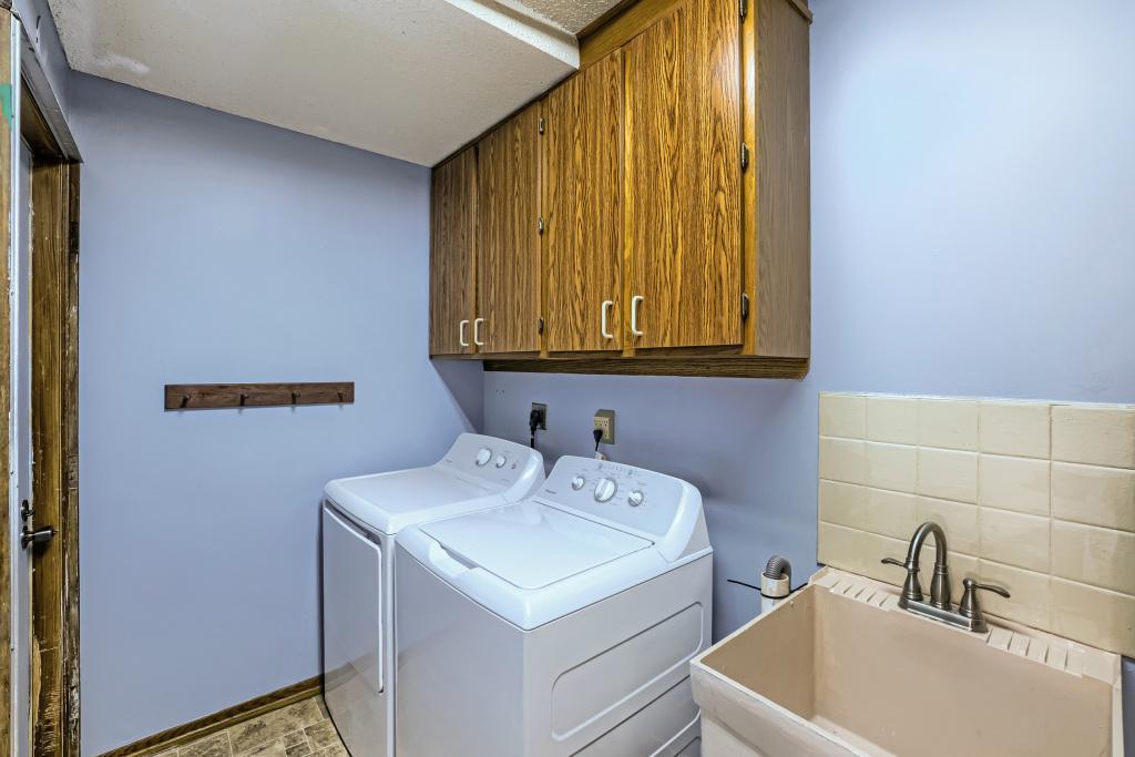 View of Residential at 3743 Goodwin Avenue, Oakdale MN 55128, Oakdale (26 of 29) - Mike Wilen | Minnesota Team Real Estate