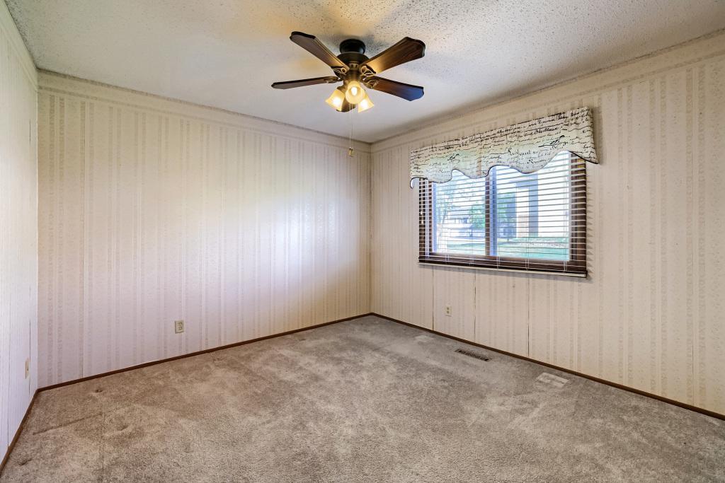 View of Residential at 3743 Goodwin Avenue, Oakdale MN 55128, Oakdale (22 of 29) - Mike Wilen | Minnesota Team Real Estate
