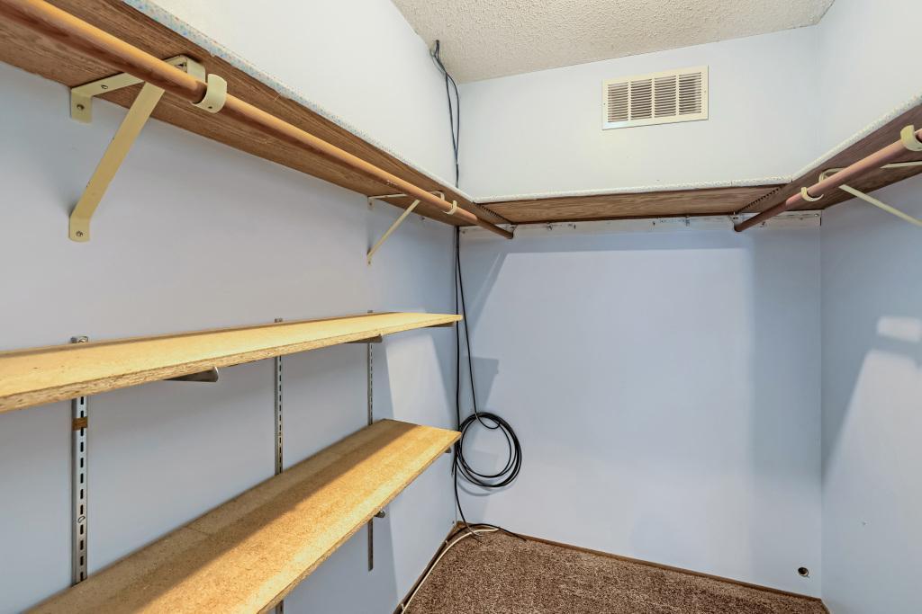 View of Residential at 3743 Goodwin Avenue, Oakdale MN 55128, Oakdale (21 of 29) - Mike Wilen | Minnesota Team Real Estate