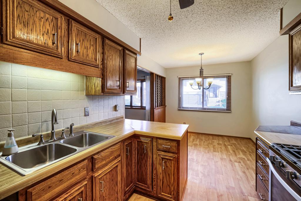 View of Residential at 3743 Goodwin Avenue, Oakdale MN 55128, Oakdale (14 of 29) - Mike Wilen | Minnesota Team Real Estate