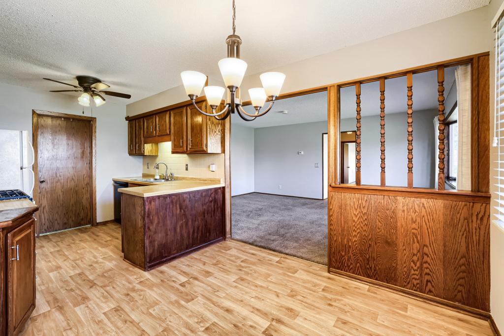 View of Residential at 3743 Goodwin Avenue, Oakdale MN 55128, Oakdale (11 of 29) - Mike Wilen | Minnesota Team Real Estate