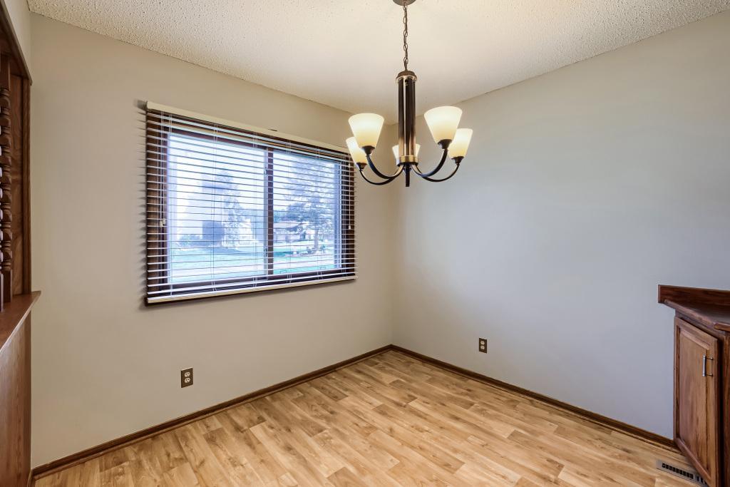 View of Residential at 3743 Goodwin Avenue, Oakdale MN 55128, Oakdale (10 of 29) - Mike Wilen | Minnesota Team Real Estate