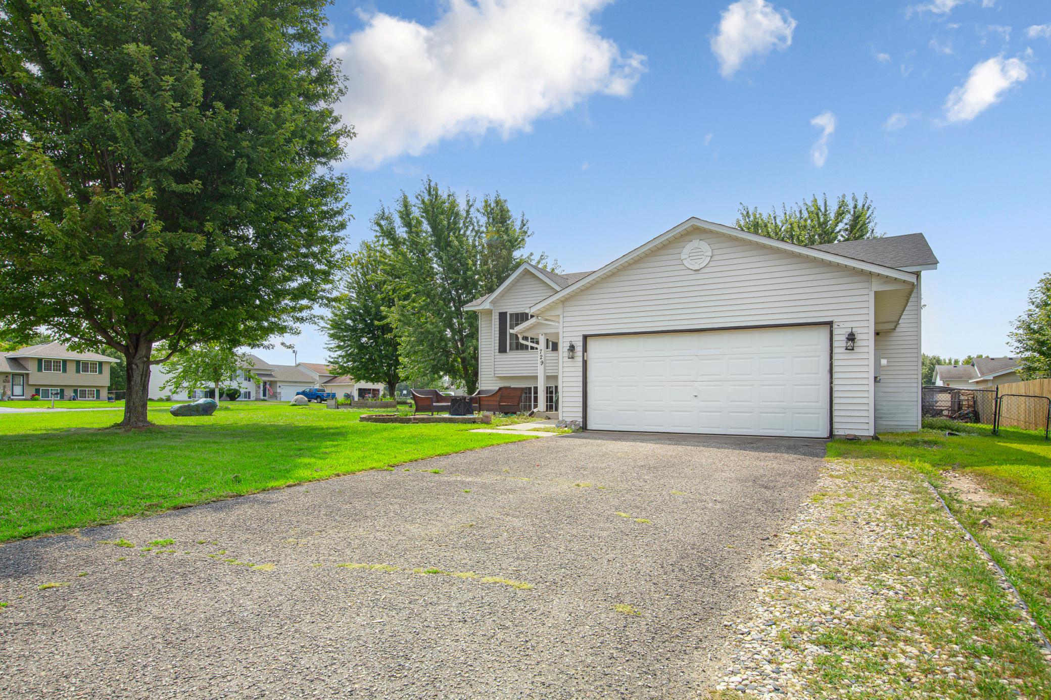 View of Residential at 729 Heritage Lane, Belle Plaine MN 56011, Belle Plaine (3 of 33) - Mike Wilen | Minnesota Team Real Estate