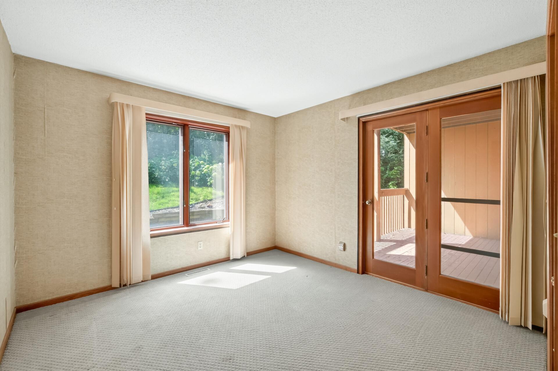 View of Residential at 15695 Sussex Drive, Minnetonka MN 55345, Minnetonka (17 of 30) - Mike Wilen | Minnesota Team Real Estate
