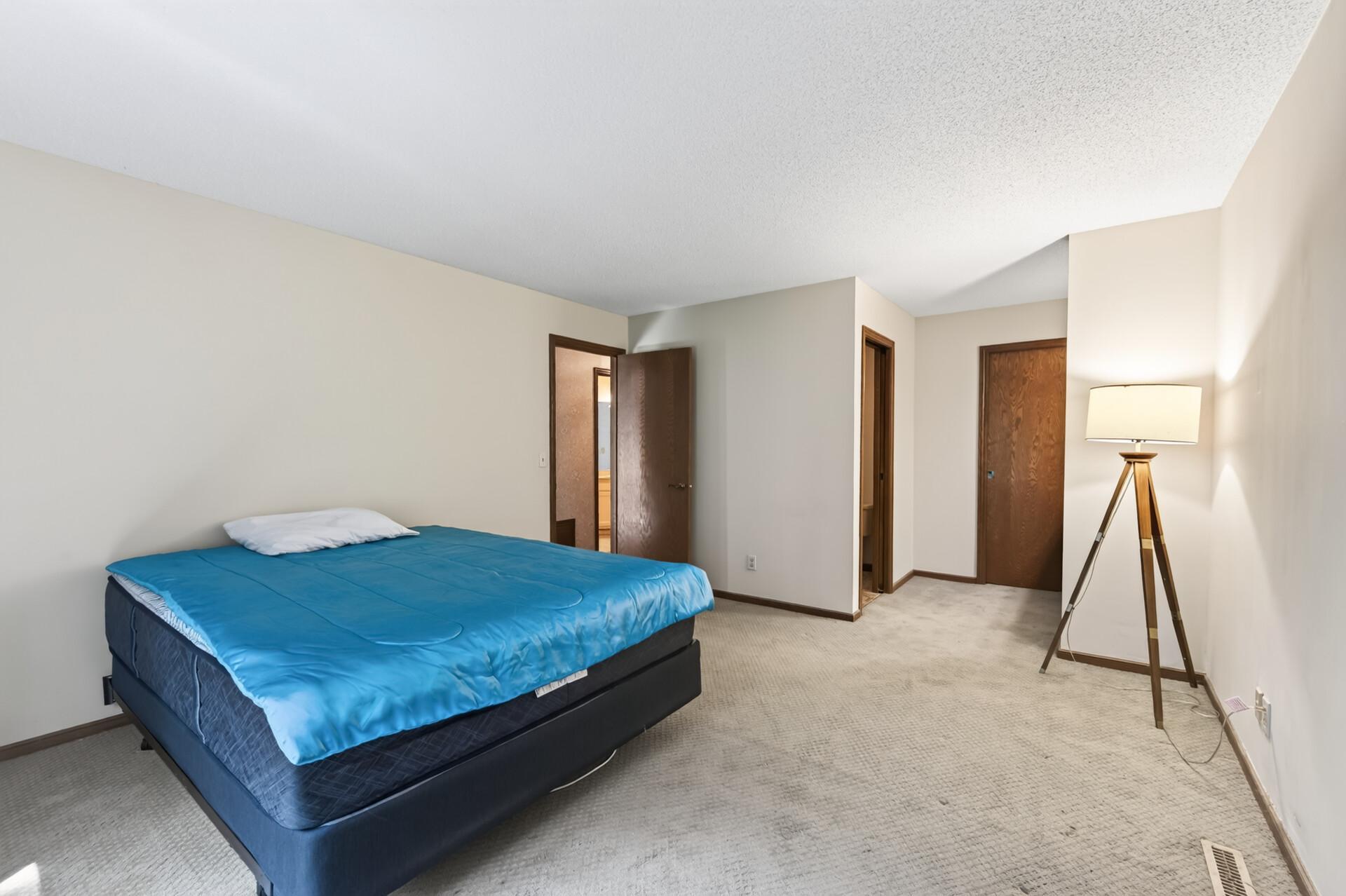 View of Residential at 15695 Sussex Drive, Minnetonka MN 55345, Minnetonka (12 of 30) - Mike Wilen | Minnesota Team Real Estate