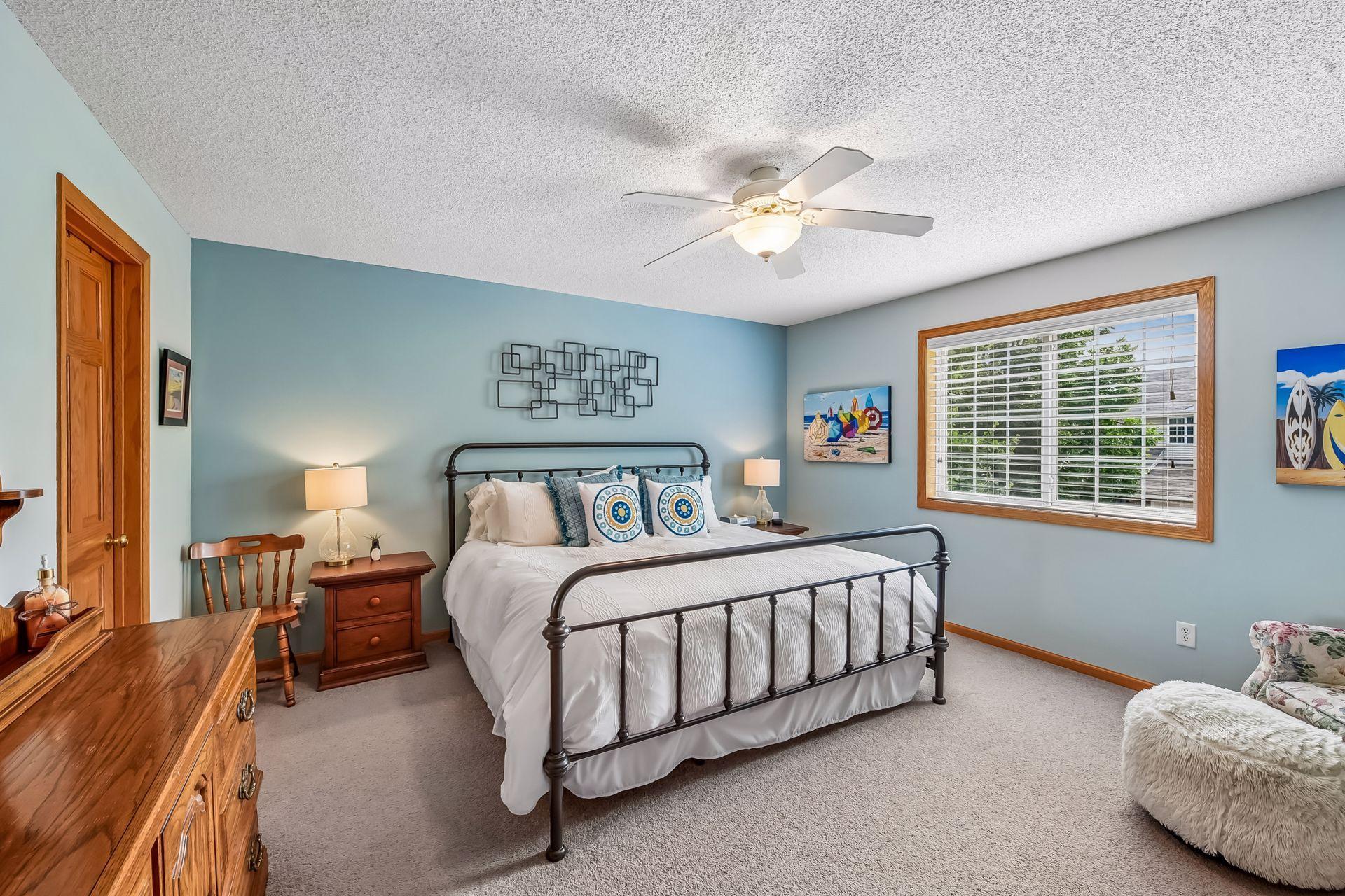 View of Residential at 912 Kelly Court, Chanhassen MN 55317, Chanhassen (8 of 18) - Mike Wilen | Minnesota Team Real Estate