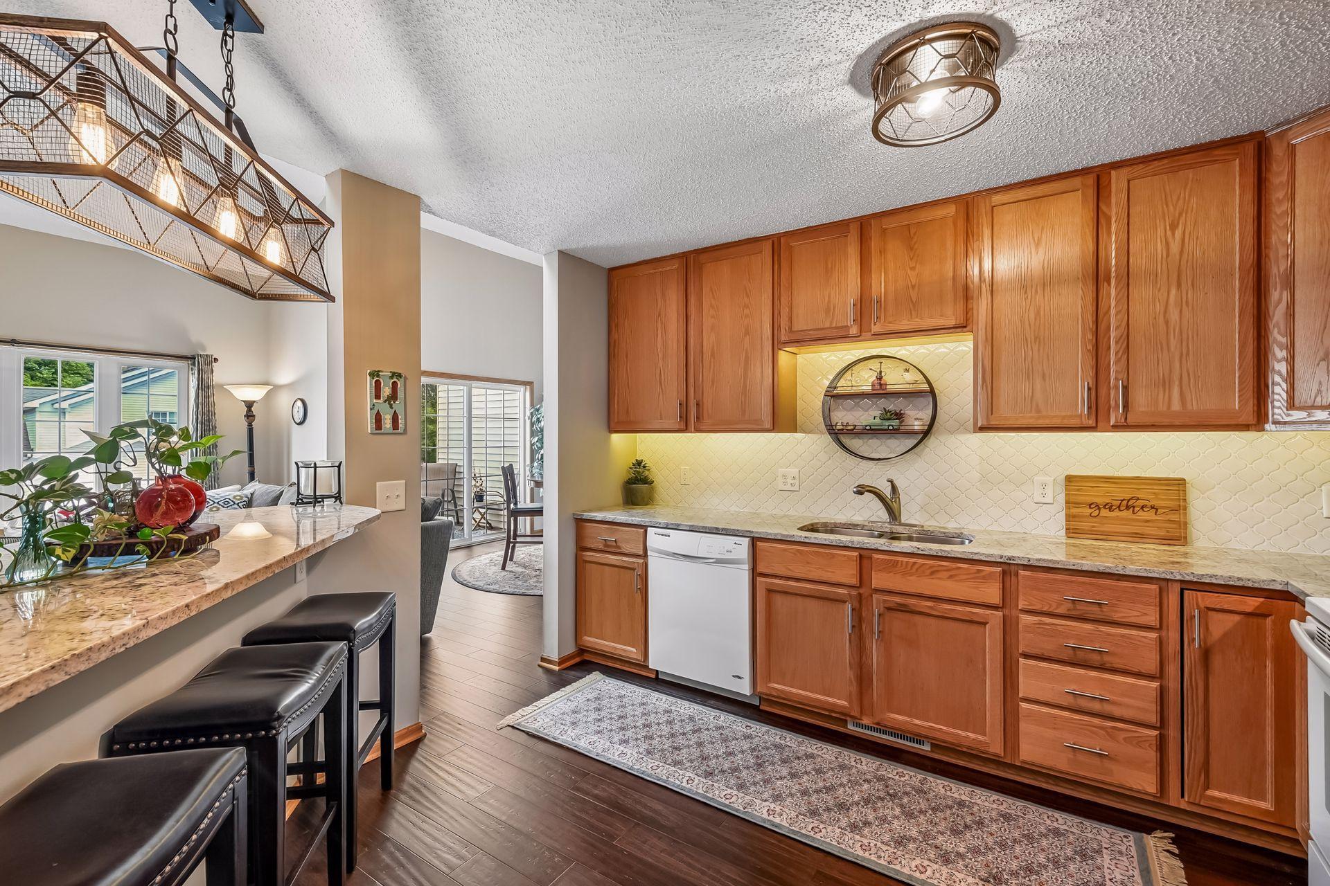 View of Residential at 912 Kelly Court, Chanhassen MN 55317, Chanhassen (6 of 18) - Mike Wilen | Minnesota Team Real Estate
