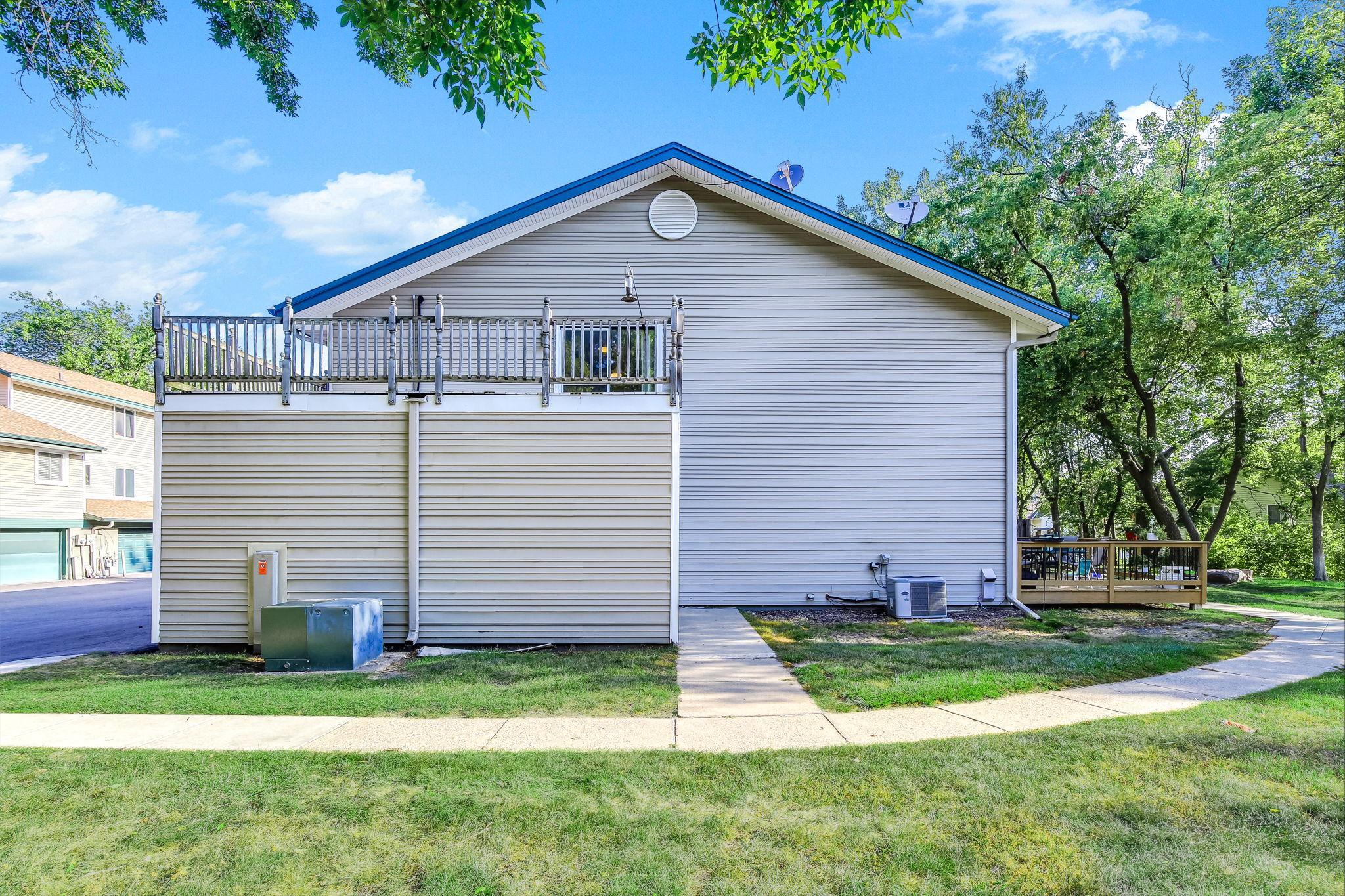 View of Residential at 2700 Shenandoah Lane, Plymouth MN 55447, Plymouth (23 of 26) - Mike Wilen | Minnesota Team Real Estate