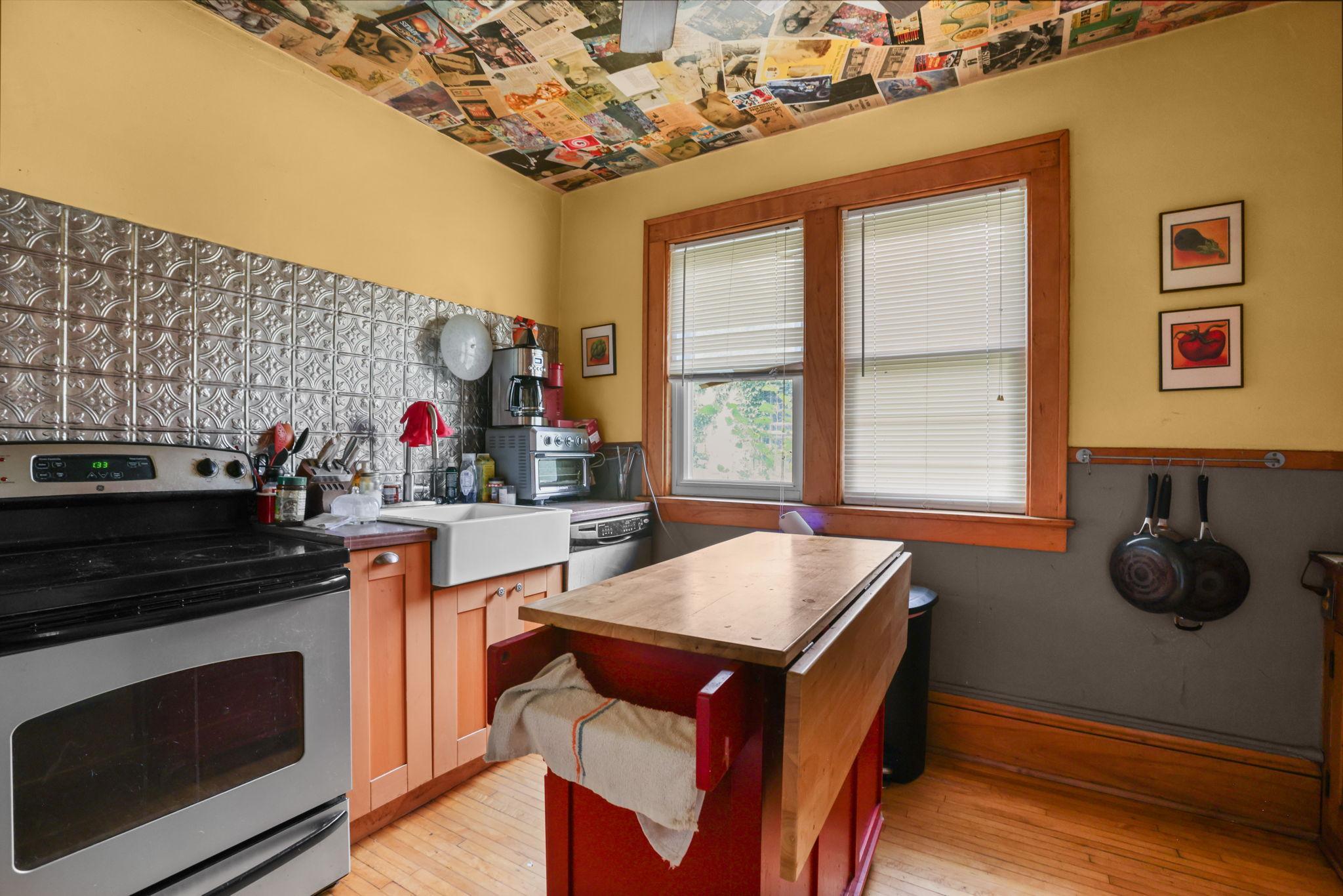 View of Residential at 3707 21st Avenue, Minneapolis MN 55407, Minneapolis (7 of 25) - Mike Wilen | Minnesota Team Real Estate