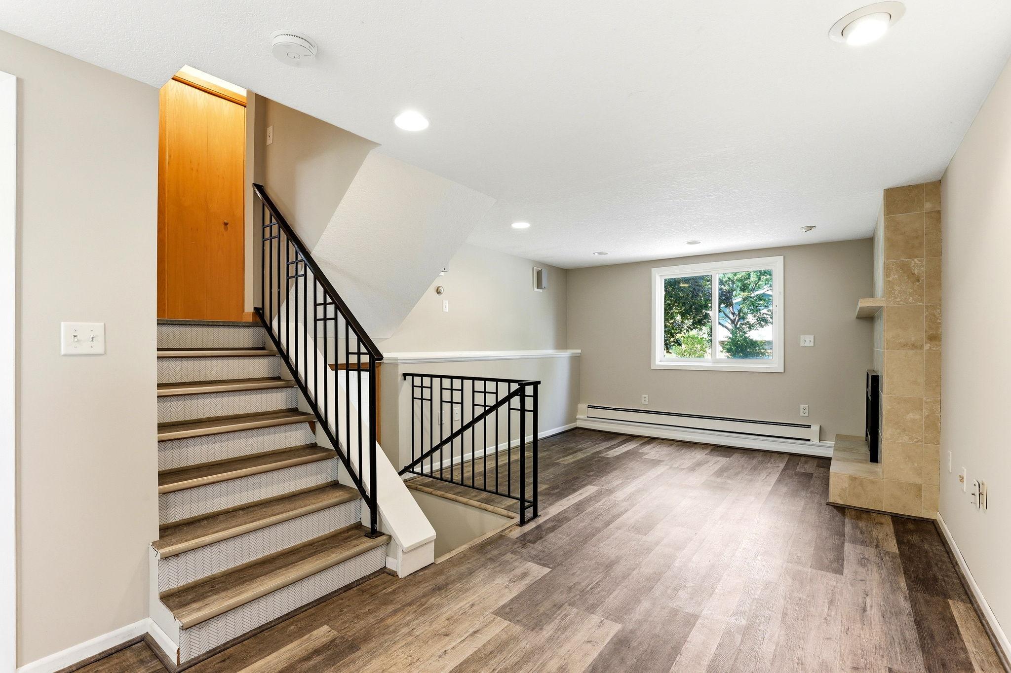 View of Residential at 1866 Shryer Avenue, Roseville MN 55113, Roseville (13 of 34) - Mike Wilen | Minnesota Team Real Estate