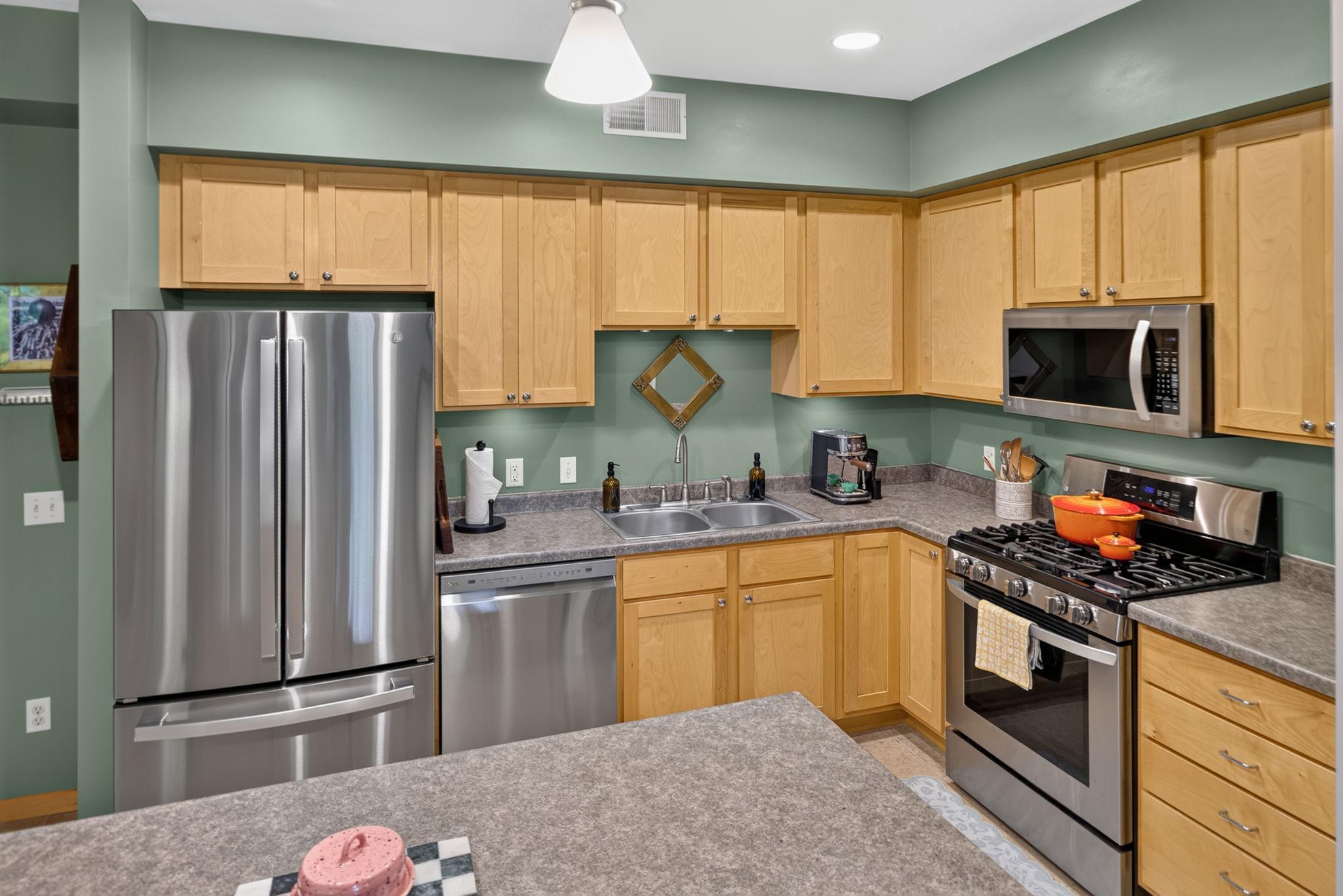 View of Residential at 2900 11th Avenue #208, Minneapolis MN 55407, Minneapolis (14 of 28) - Mike Wilen | Minnesota Team Real Estate