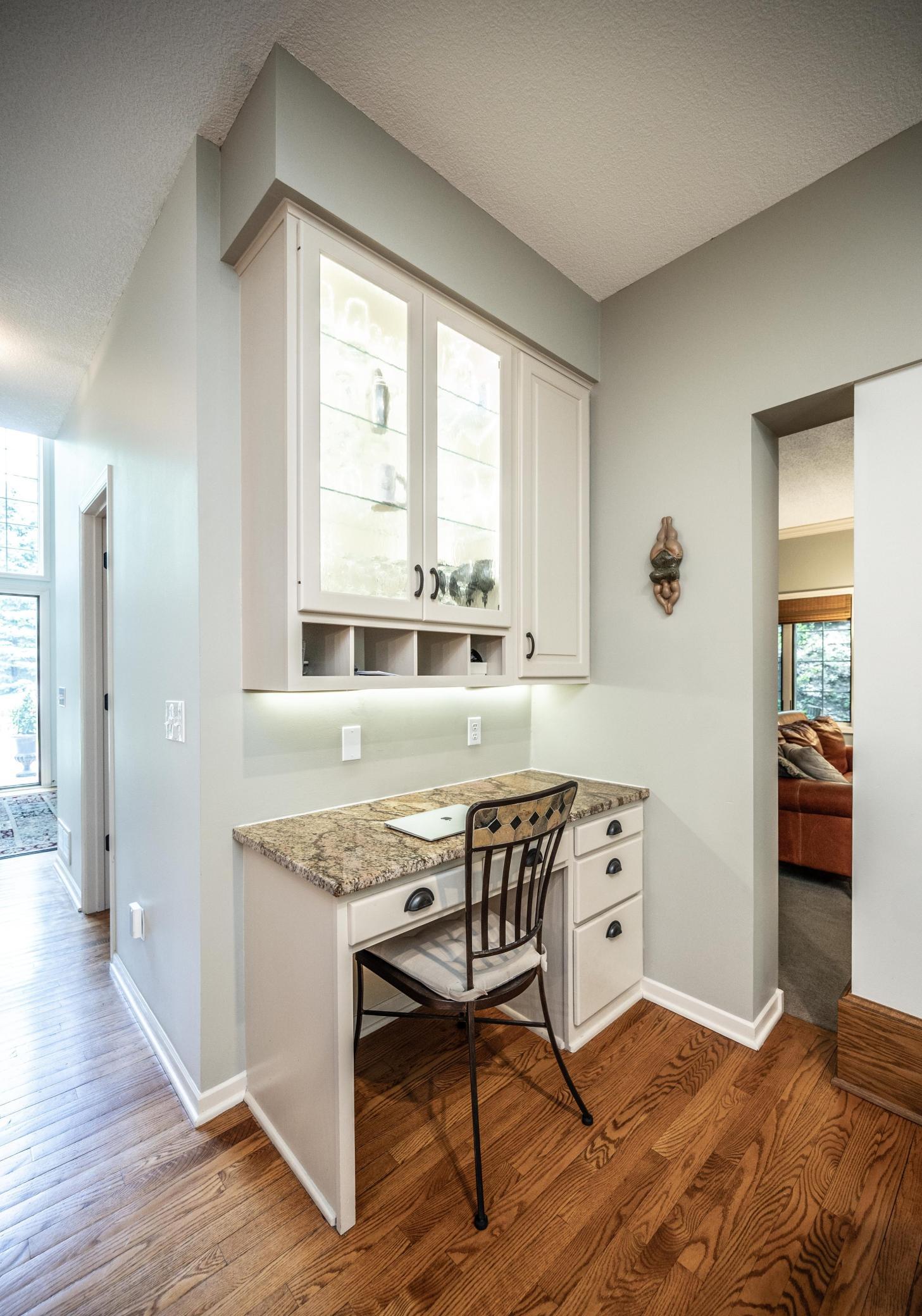 View of Residential at 4015 Hosford Hills Road, Eagan MN 55123, Eagan (11 of 57) - Mike Wilen | Minnesota Team Real Estate