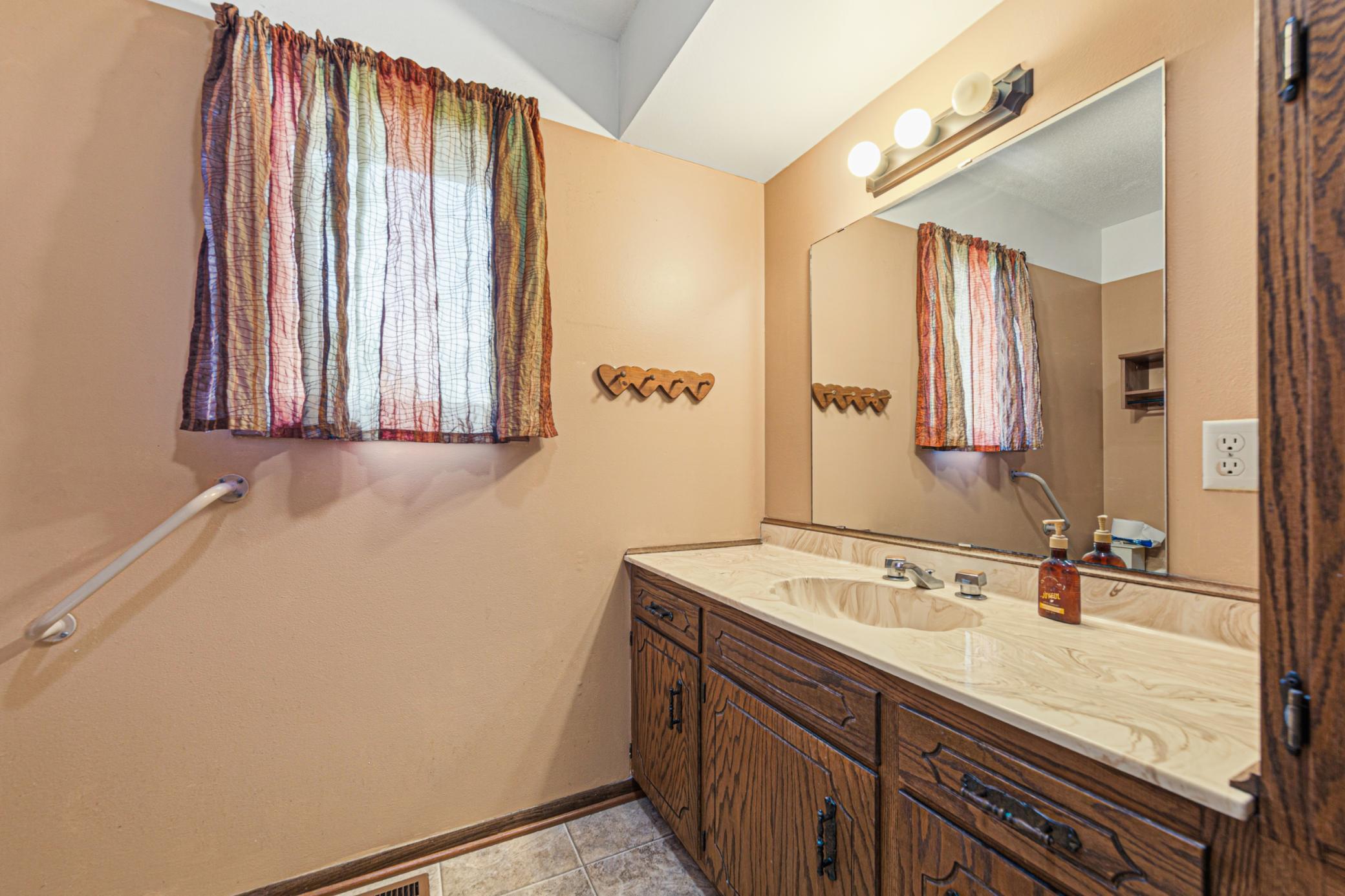 View of Residential at 556 Karmil Place, Gaylord MN 55334, Gaylord (28 of 49) - Mike Wilen | Minnesota Team Real Estate