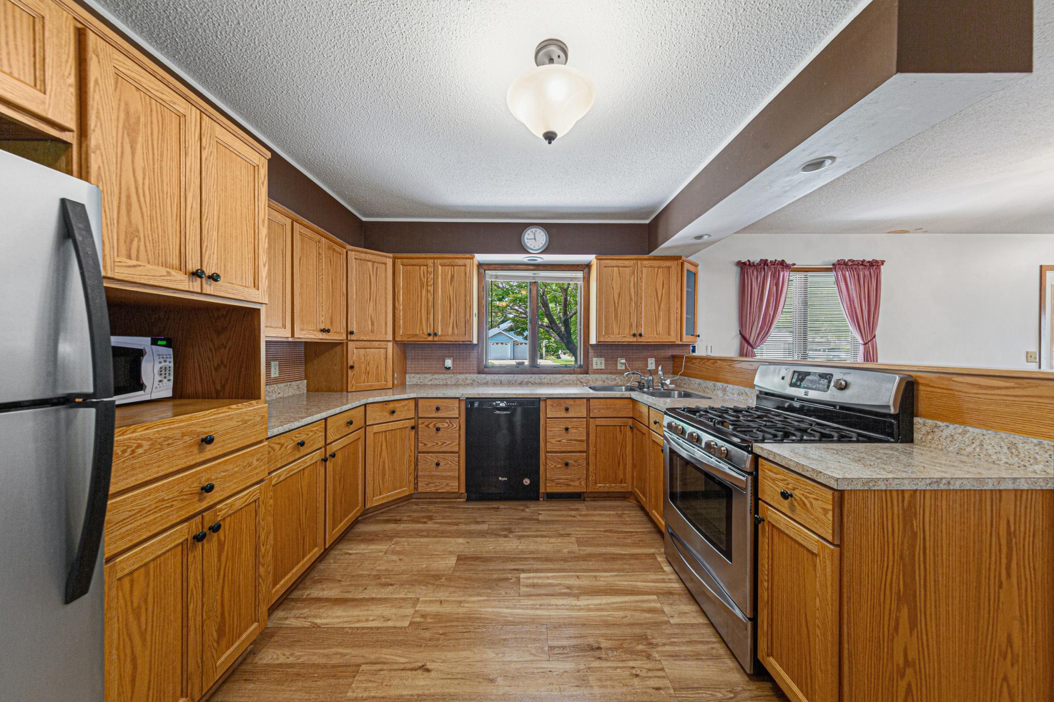 View of Residential at 556 Karmil Place, Gaylord MN 55334, Gaylord (15 of 49) - Mike Wilen | Minnesota Team Real Estate