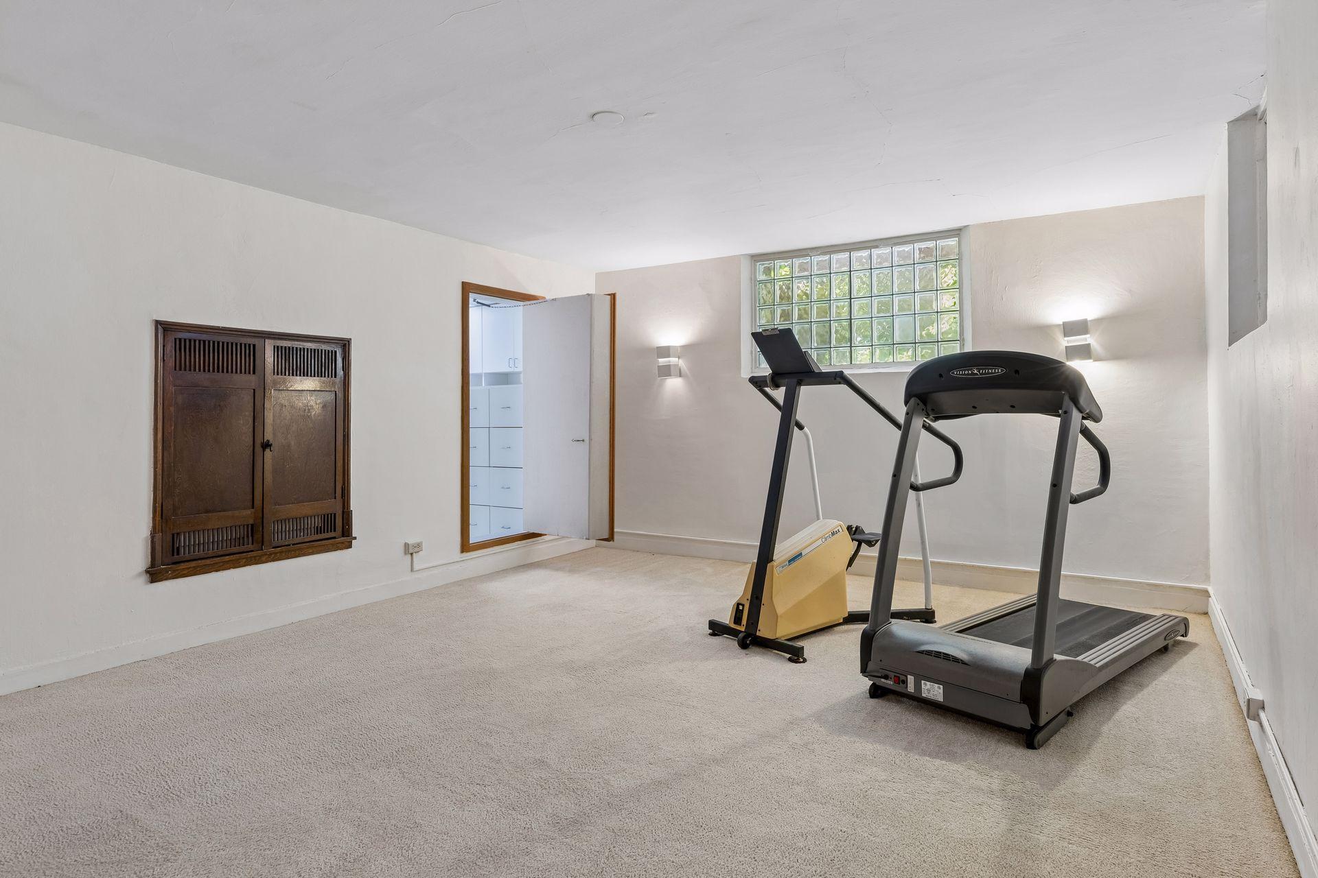 View of Residential at 401 Minnehaha Parkway, Minneapolis MN 55419, Minneapolis (45 of 65) - Mike Wilen | Minnesota Team Real Estate
