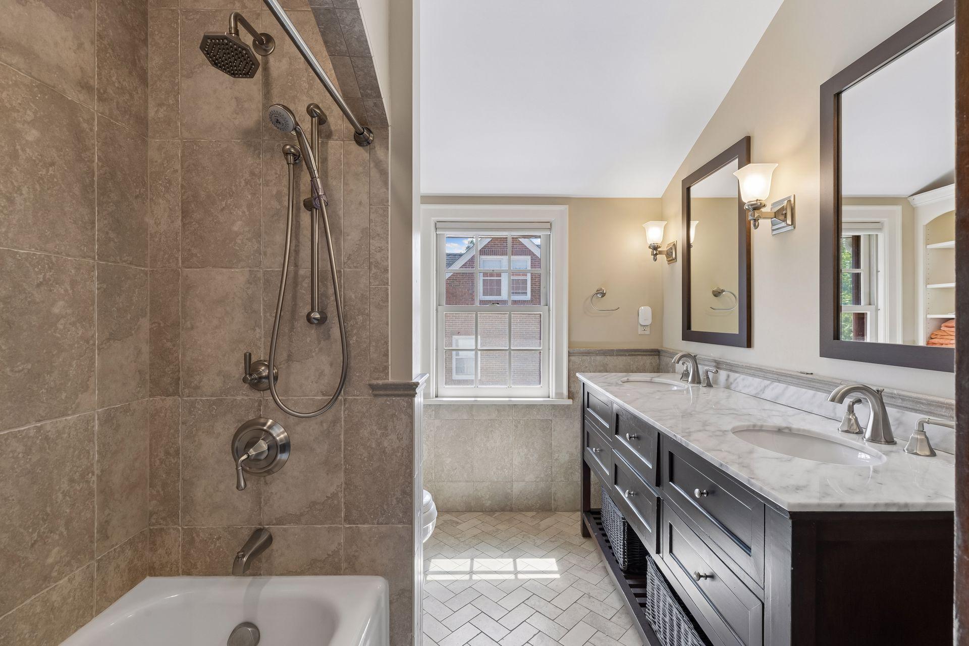 View of Residential at 401 Minnehaha Parkway, Minneapolis MN 55419, Minneapolis (40 of 65) - Mike Wilen | Minnesota Team Real Estate