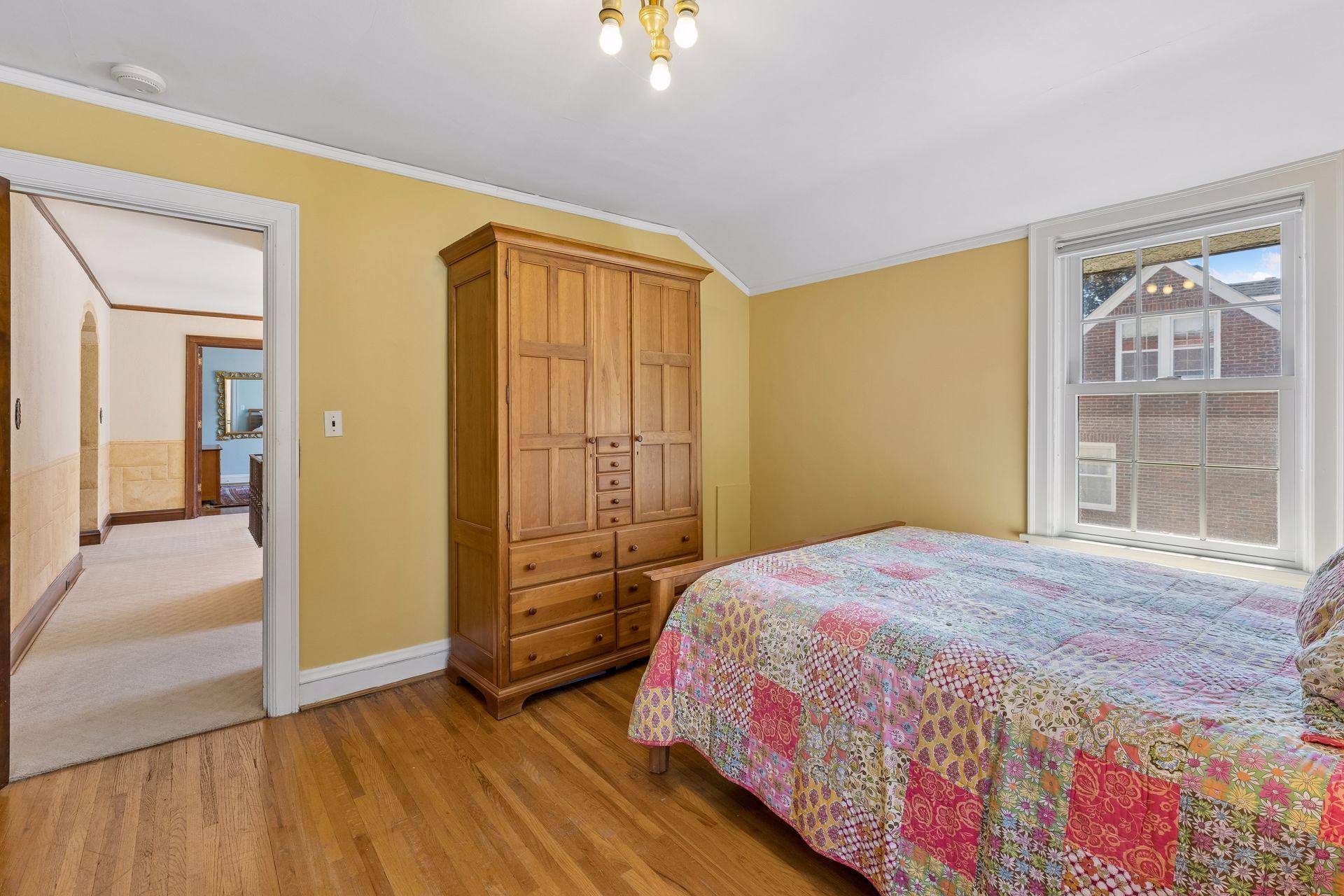 View of Residential at 401 Minnehaha Parkway, Minneapolis MN 55419, Minneapolis (38 of 65) - Mike Wilen | Minnesota Team Real Estate