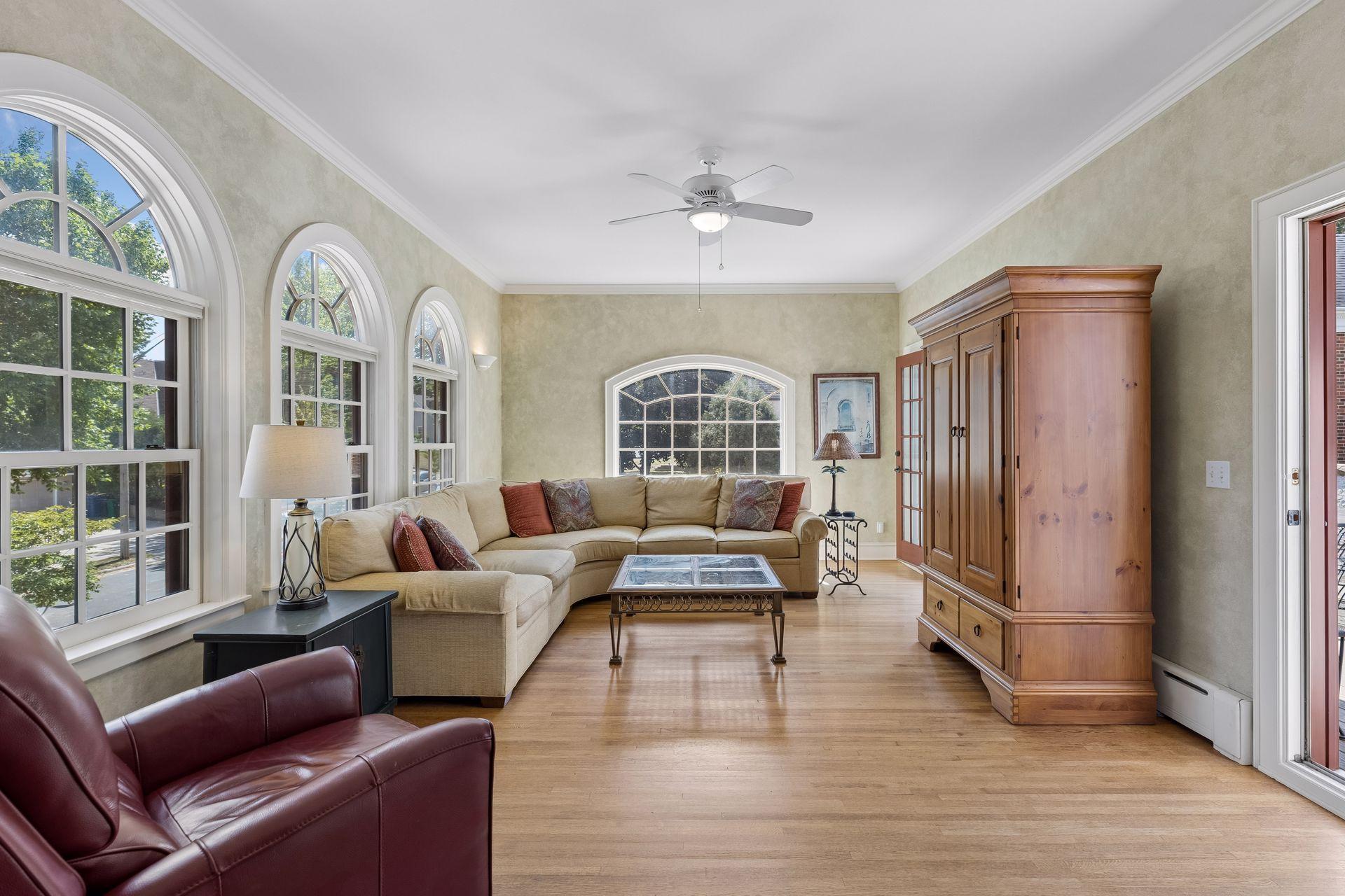 View of Residential at 401 Minnehaha Parkway, Minneapolis MN 55419, Minneapolis (22 of 65) - Mike Wilen | Minnesota Team Real Estate
