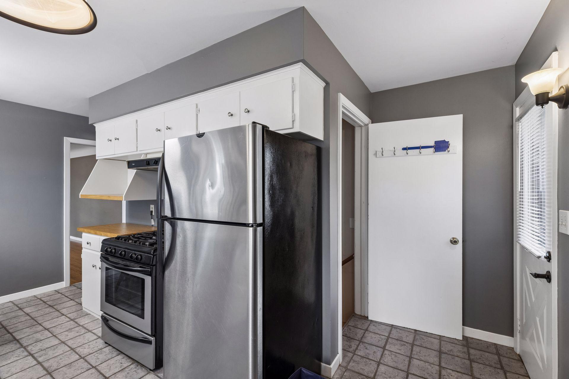 View of Residential at 157 Poplar Street, South Saint Paul MN 55075, South Saint Paul (15 of 44) - Mike Wilen | Minnesota Team Real Estate