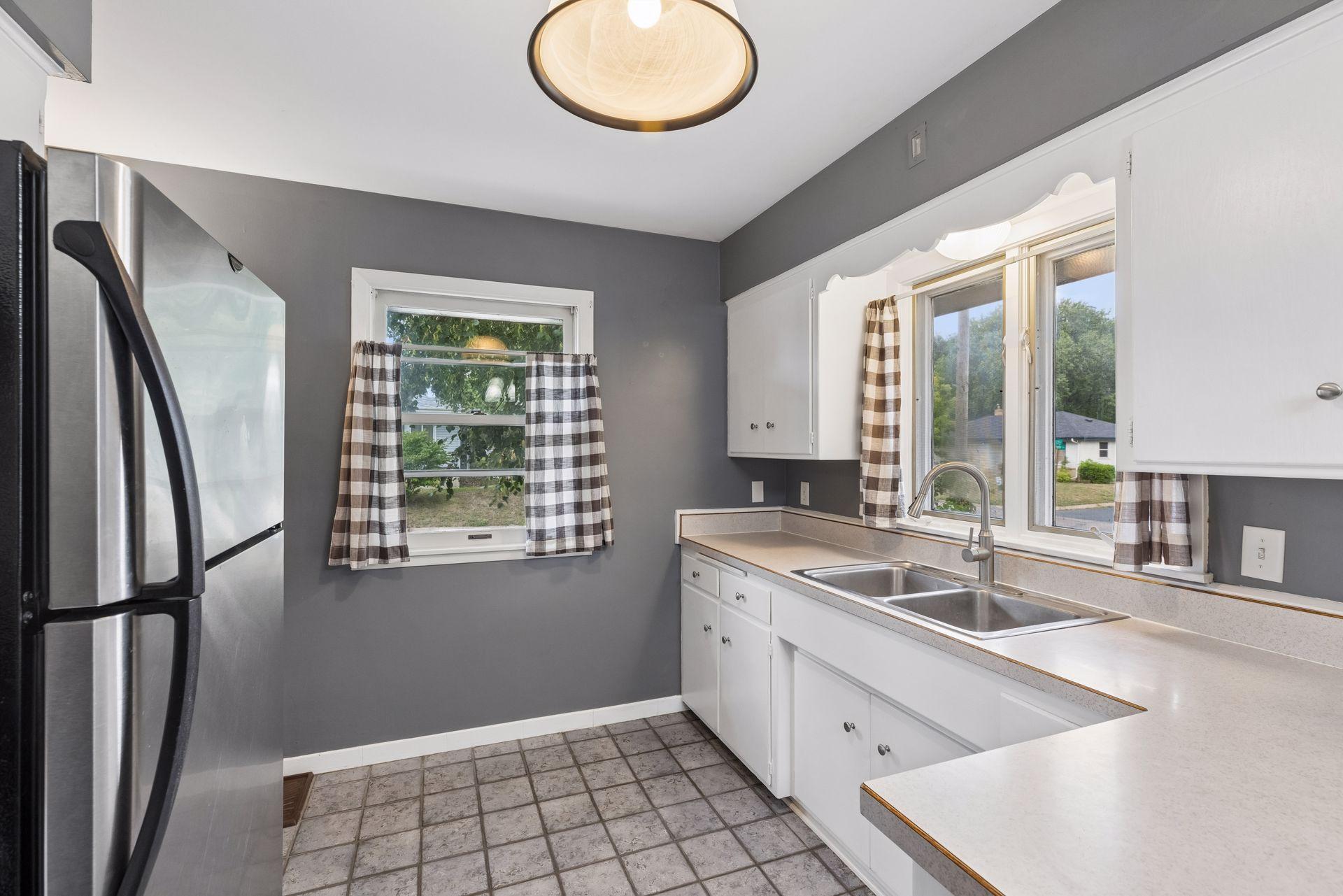 View of Residential at 157 Poplar Street, South Saint Paul MN 55075, South Saint Paul (11 of 44) - Mike Wilen | Minnesota Team Real Estate