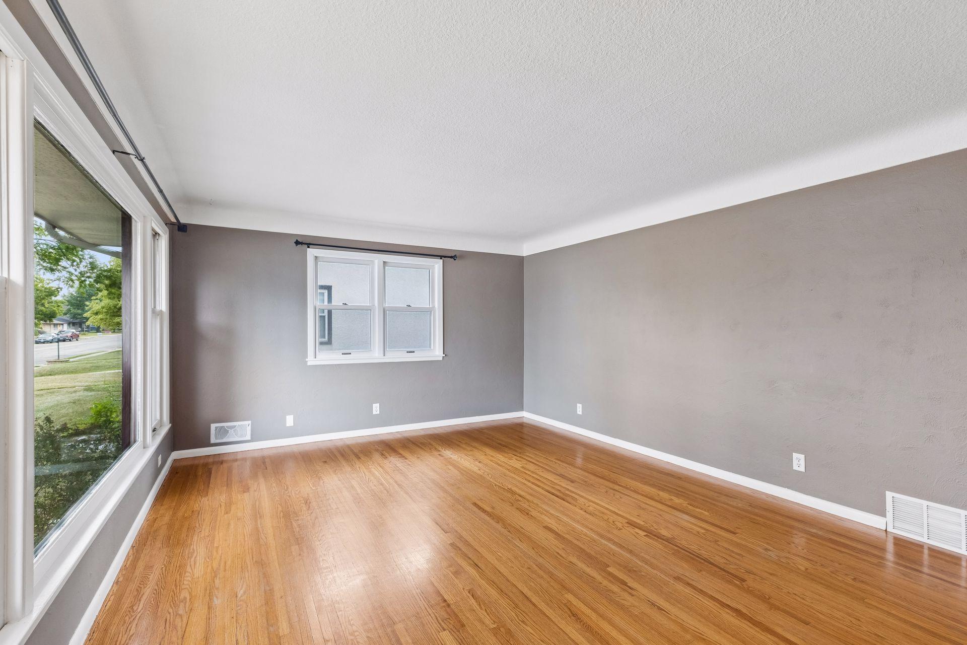 View of Residential at 157 Poplar Street, South Saint Paul MN 55075, South Saint Paul (7 of 44) - Mike Wilen | Minnesota Team Real Estate
