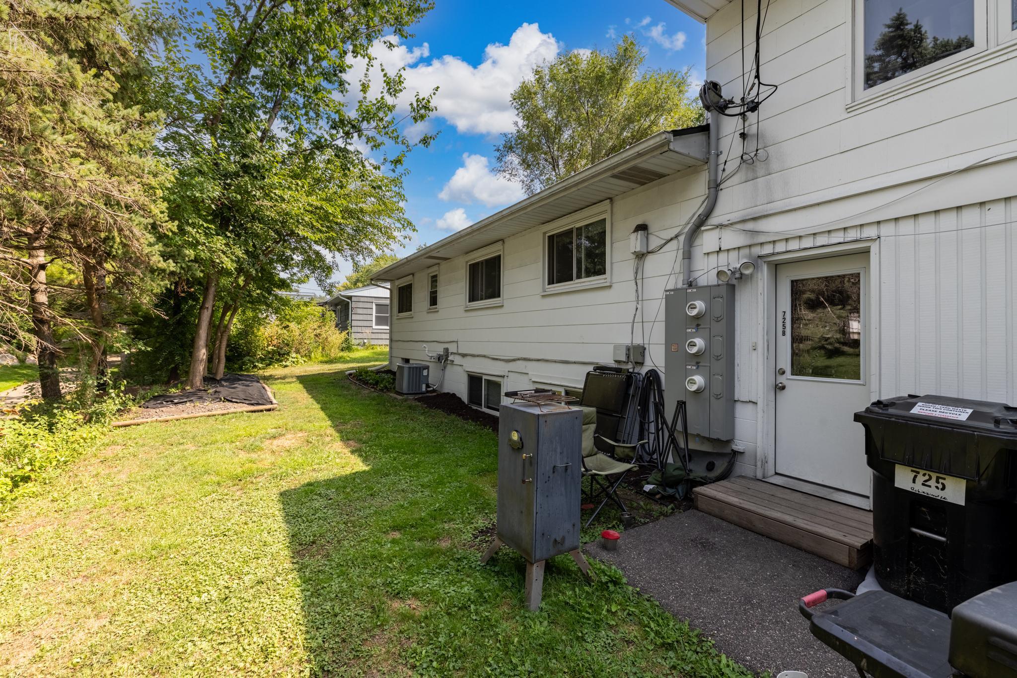 View of Residential Income at 725 Robinwood Lane, Hopkins MN 55305, Hopkins (6 of 20) - Mike Wilen | Minnesota Team Real Estate
