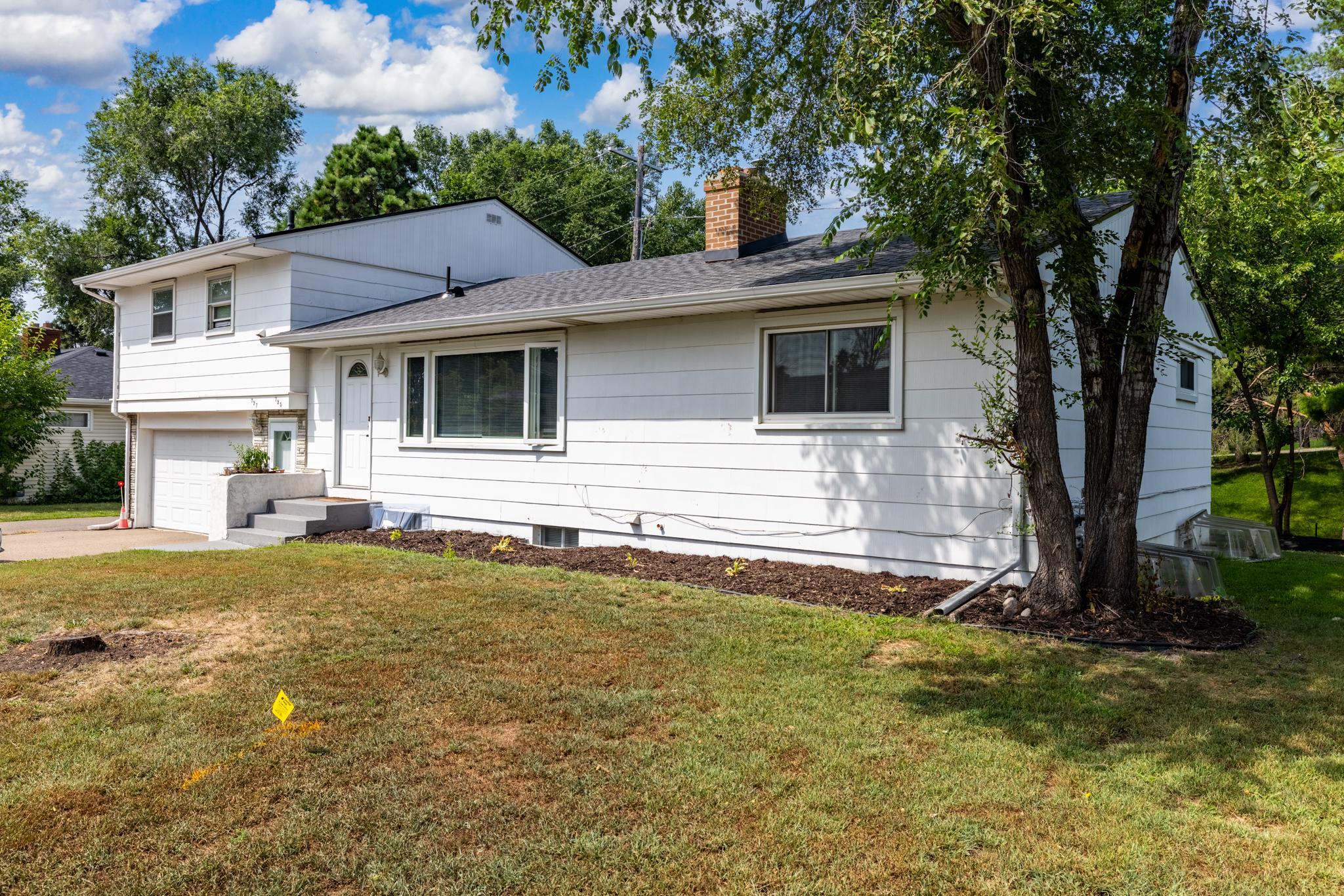 View of Residential Income at 725 Robinwood Lane, Hopkins MN 55305, Hopkins (2 of 20) - Mike Wilen | Minnesota Team Real Estate