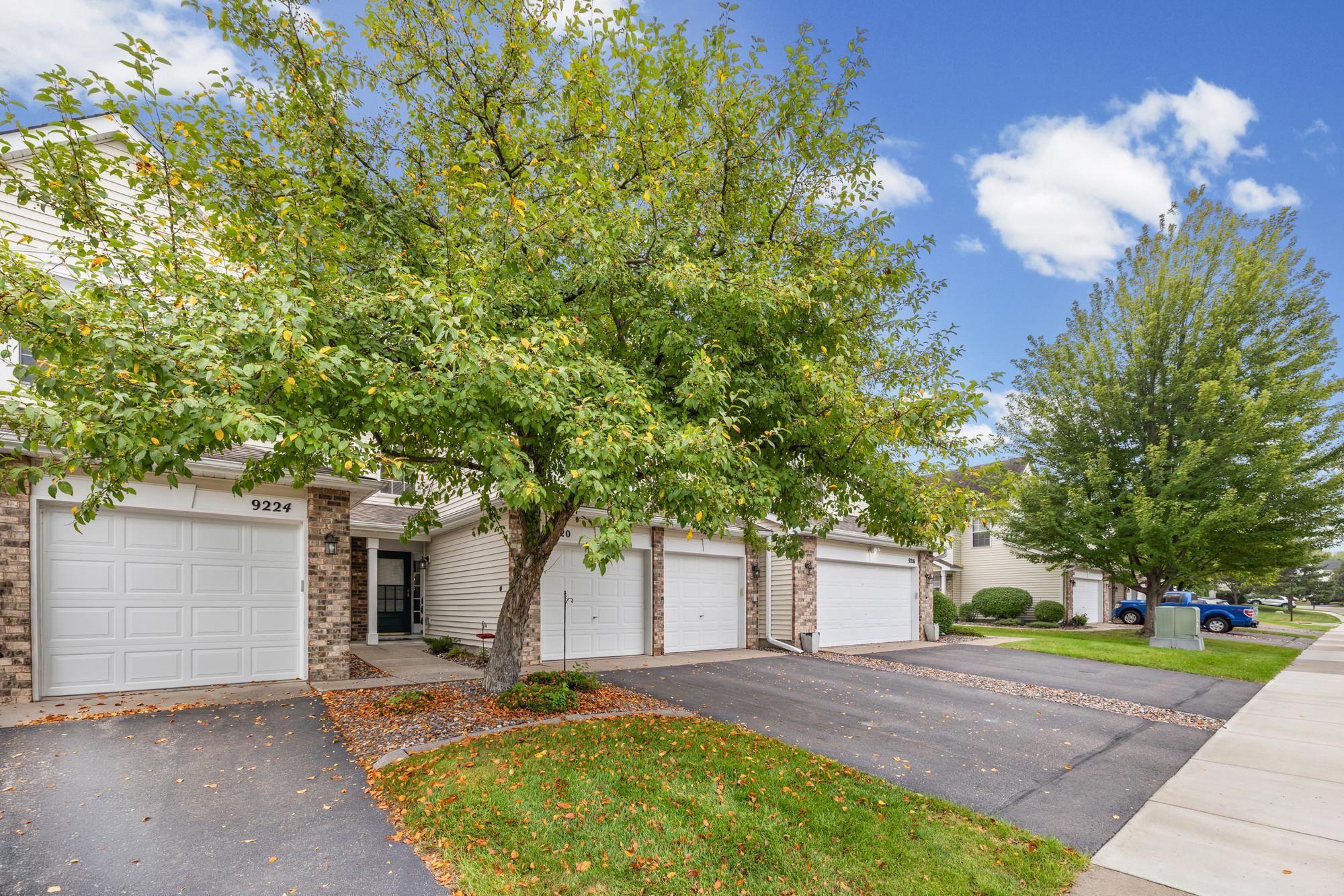 View of Residential at 9220 Merrimac Lane, Maple Grove MN 55311, Maple Grove (4 of 42) - Mike Wilen | Minnesota Team Real Estate
