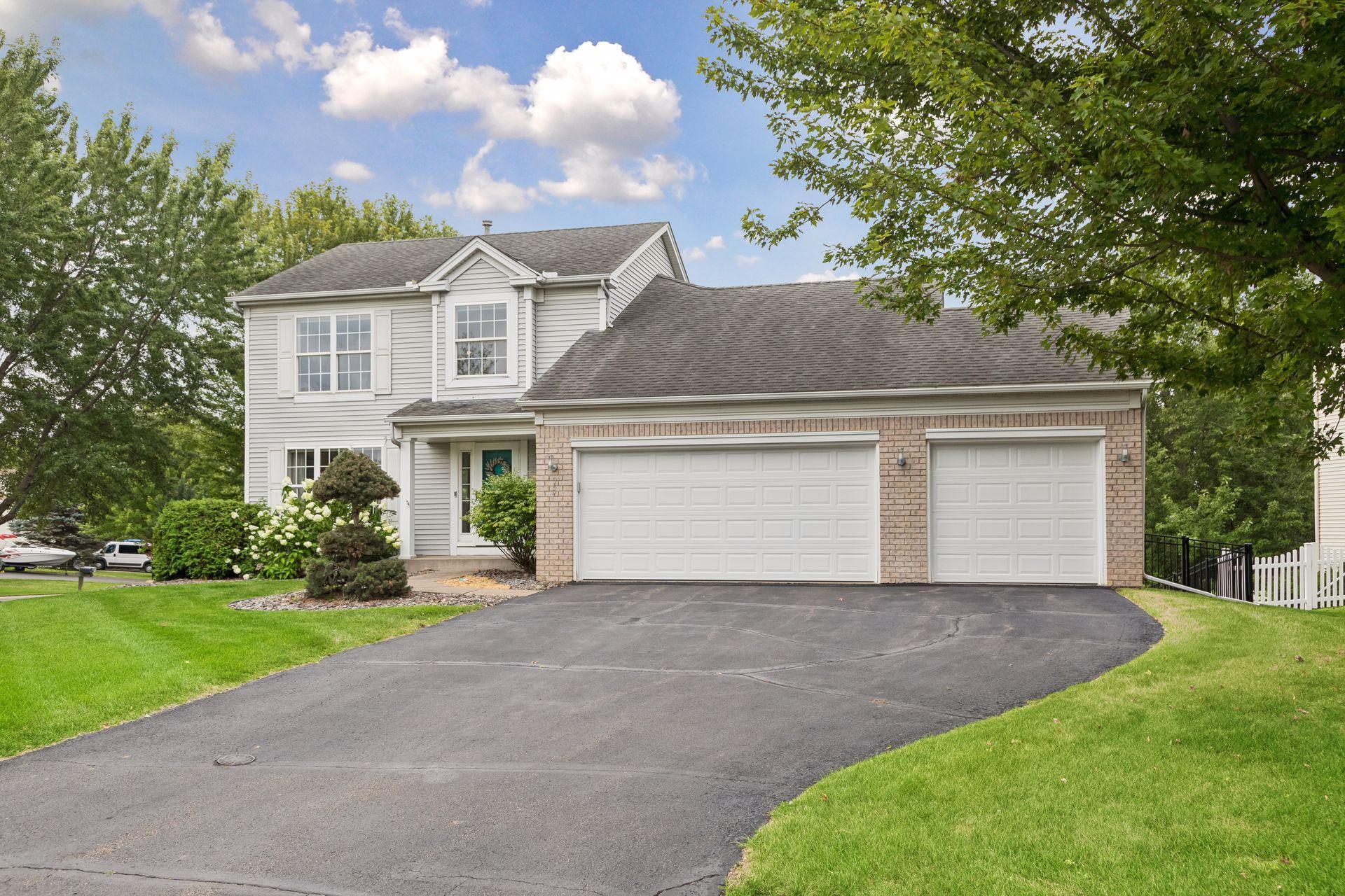 View of Residential at 957 Lake Ridge Bay, Woodbury MN 55129, Woodbury (30 of 30) - Mike Wilen | Minnesota Team Real Estate