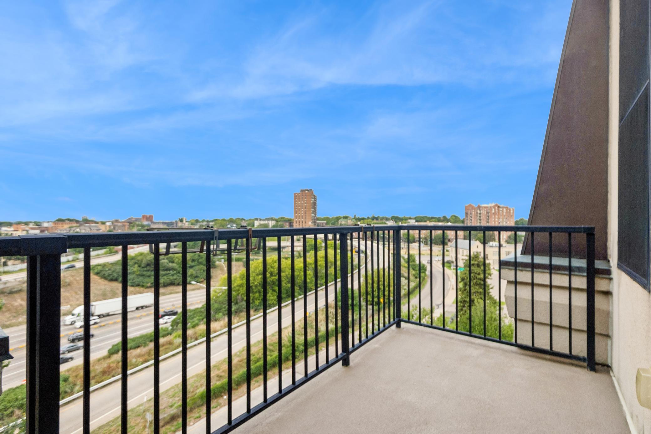 View of Residential at 317 Groveland Avenue #714, Minneapolis MN 55403, Minneapolis (19 of 34) - Mike Wilen | Minnesota Team Real Estate
