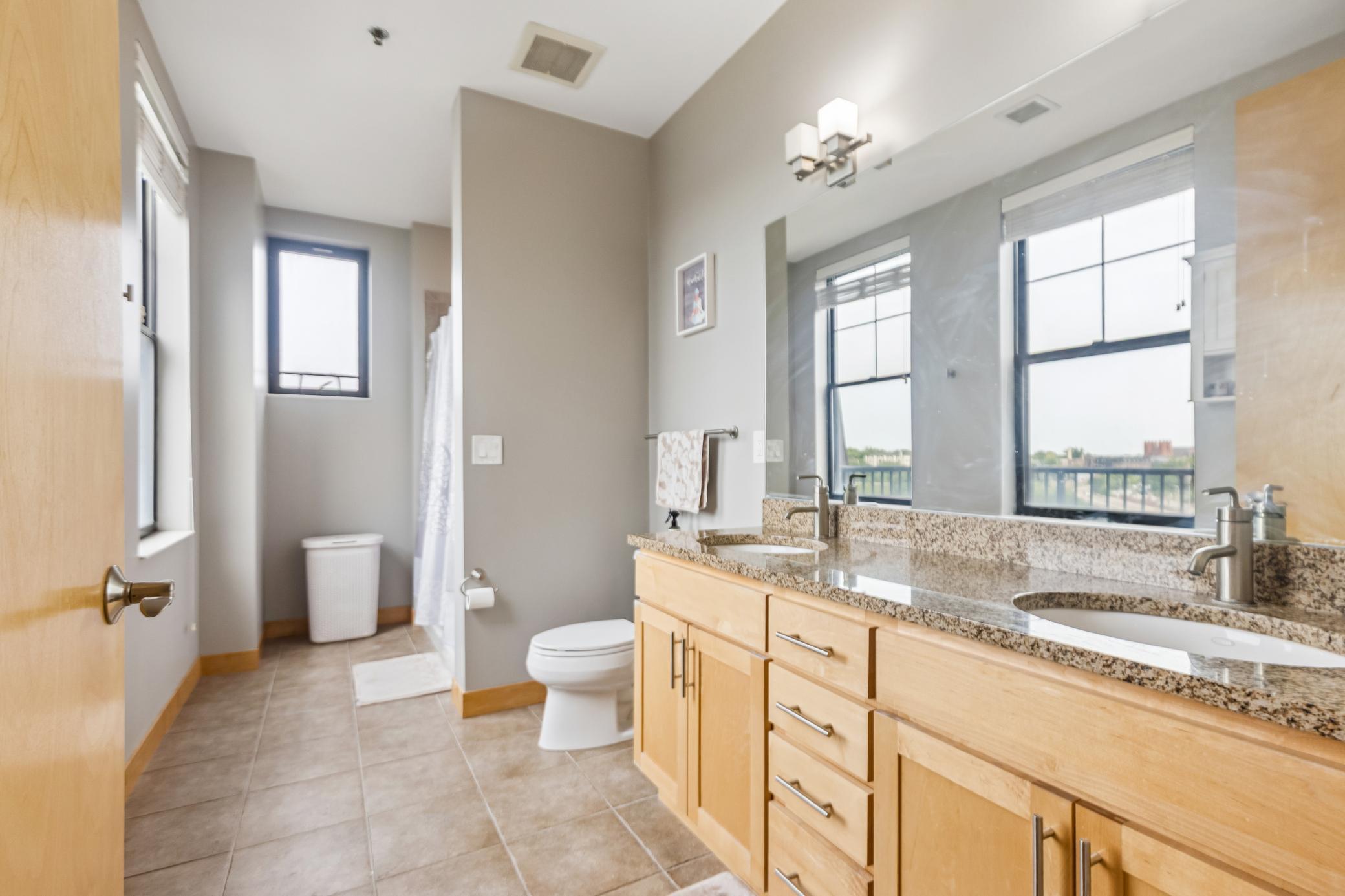 View of Residential at 317 Groveland Avenue #714, Minneapolis MN 55403, Minneapolis (18 of 34) - Mike Wilen | Minnesota Team Real Estate
