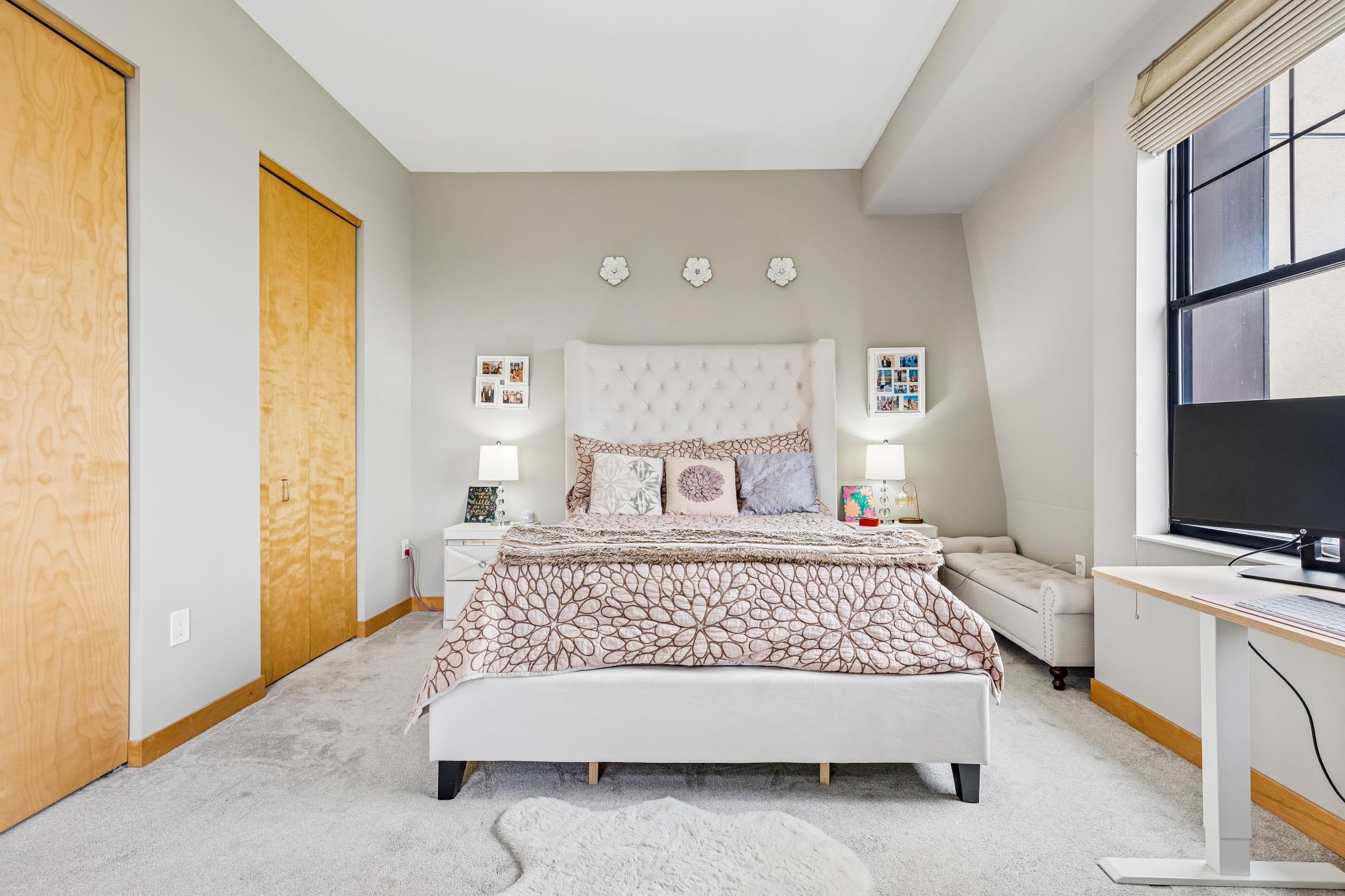 View of Residential at 317 Groveland Avenue #714, Minneapolis MN 55403, Minneapolis (15 of 34) - Mike Wilen | Minnesota Team Real Estate