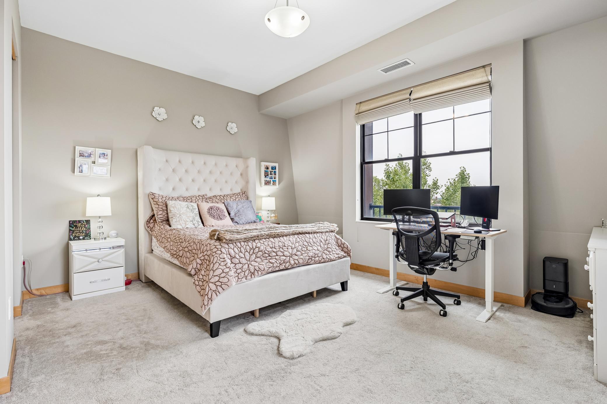 View of Residential at 317 Groveland Avenue #714, Minneapolis MN 55403, Minneapolis (14 of 34) - Mike Wilen | Minnesota Team Real Estate