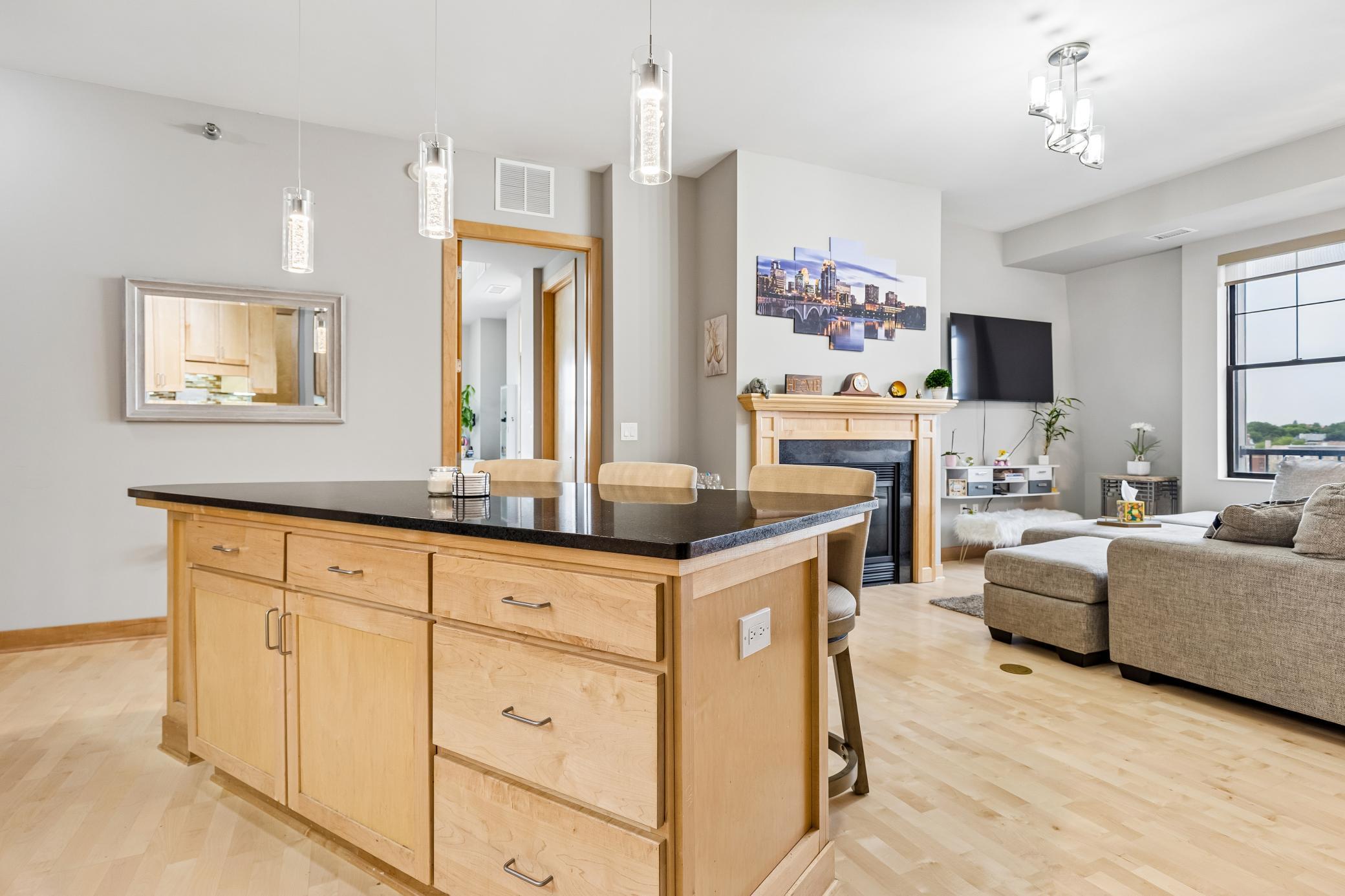 View of Residential at 317 Groveland Avenue #714, Minneapolis MN 55403, Minneapolis (12 of 34) - Mike Wilen | Minnesota Team Real Estate