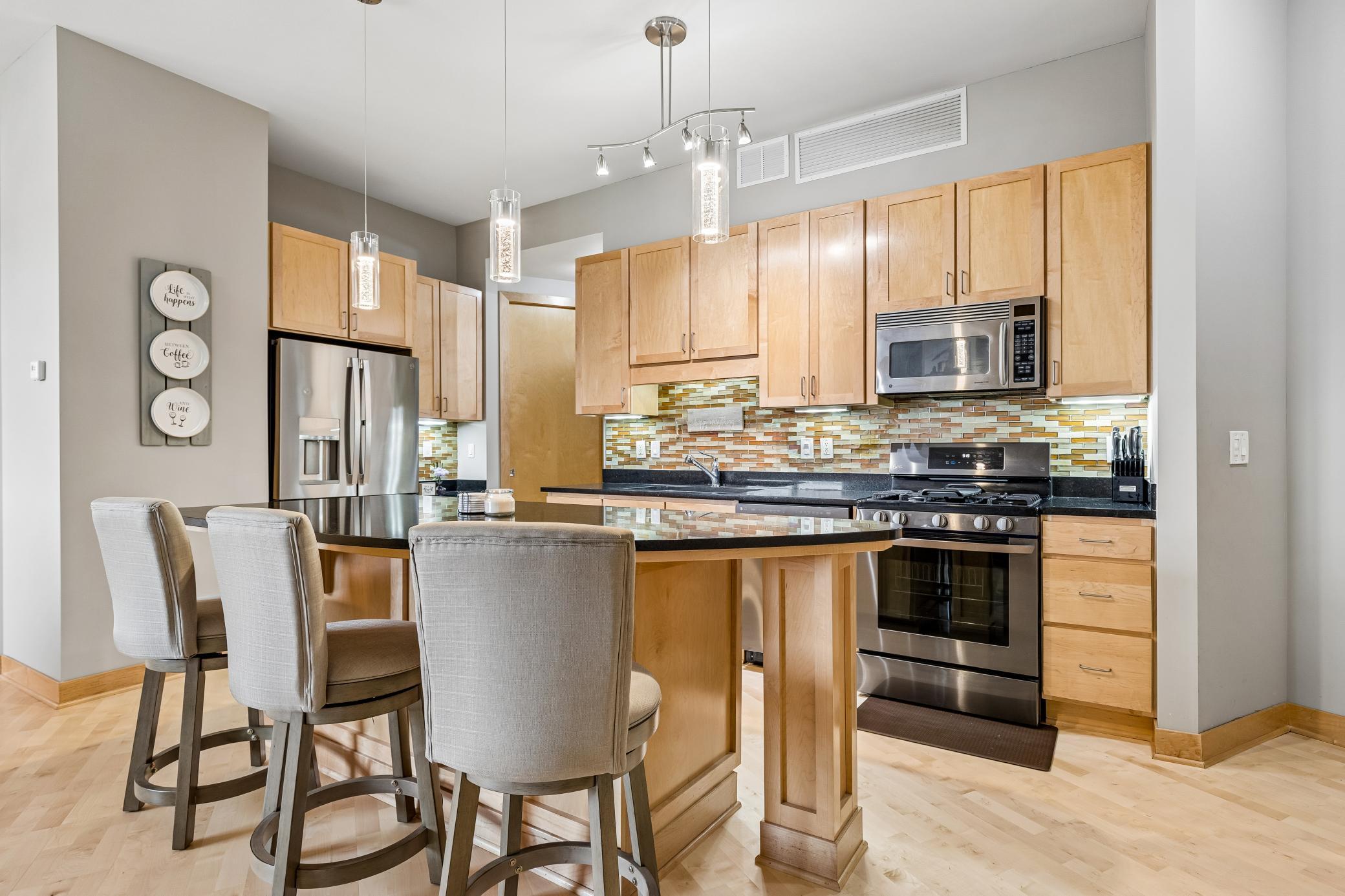View of Residential at 317 Groveland Avenue #714, Minneapolis MN 55403, Minneapolis (11 of 34) - Mike Wilen | Minnesota Team Real Estate