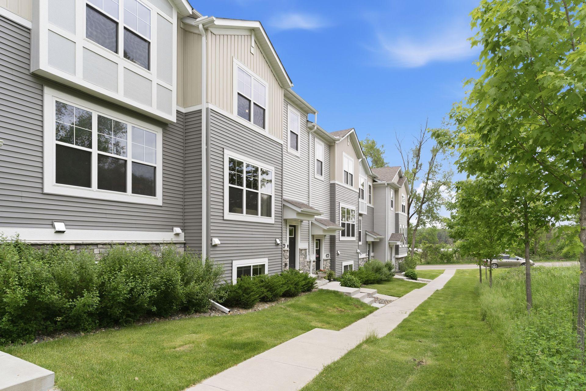 View of Residential at 2864 Lexington Place, Roseville MN 55113, Roseville (9 of 44) - Mike Wilen | Minnesota Team Real Estate