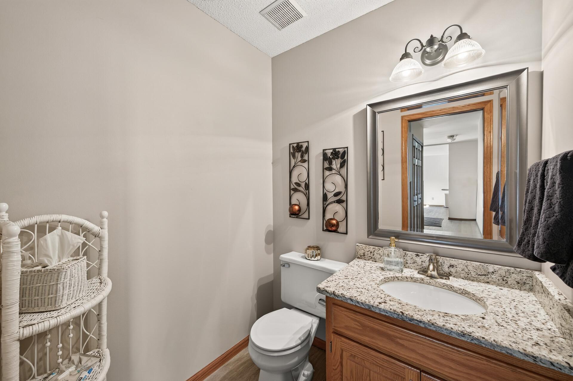 View of Residential at 3569 Gershwin Avenue N, Oakdale MN 55128, Oakdale (11 of 33) - Mike Wilen | Minnesota Team Real Estate