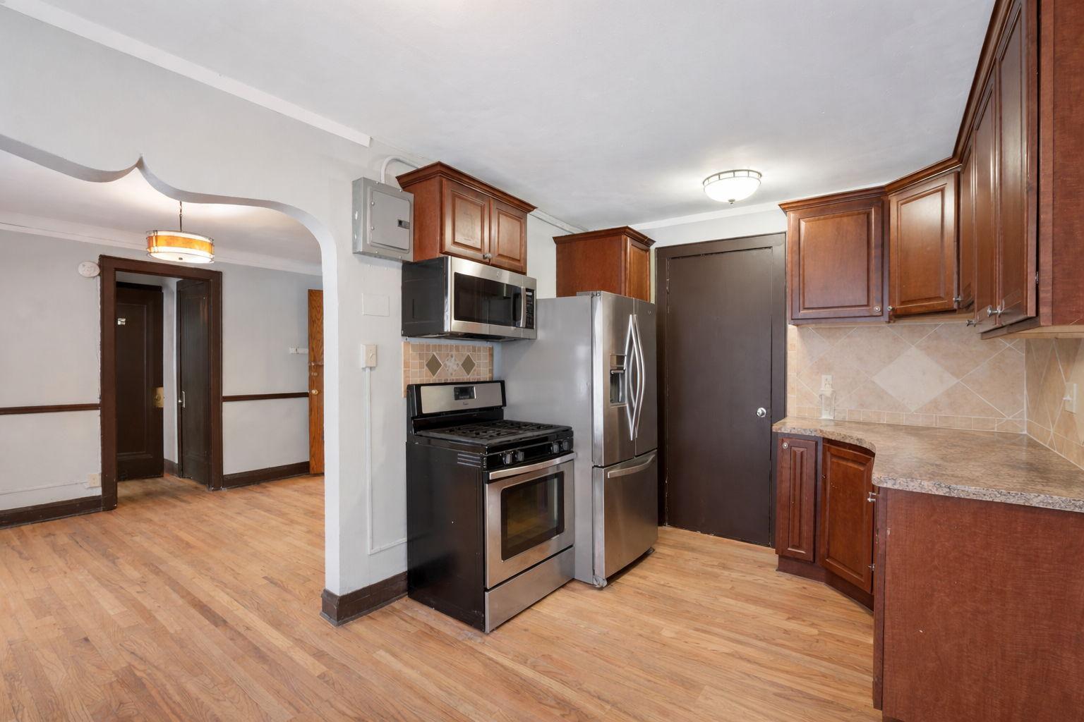 View of Commercial Sale at 487 Grand Avenue, Saint Paul MN 55102, Saint Paul (16 of 124) - Mike Wilen | Minnesota Team Real Estate
