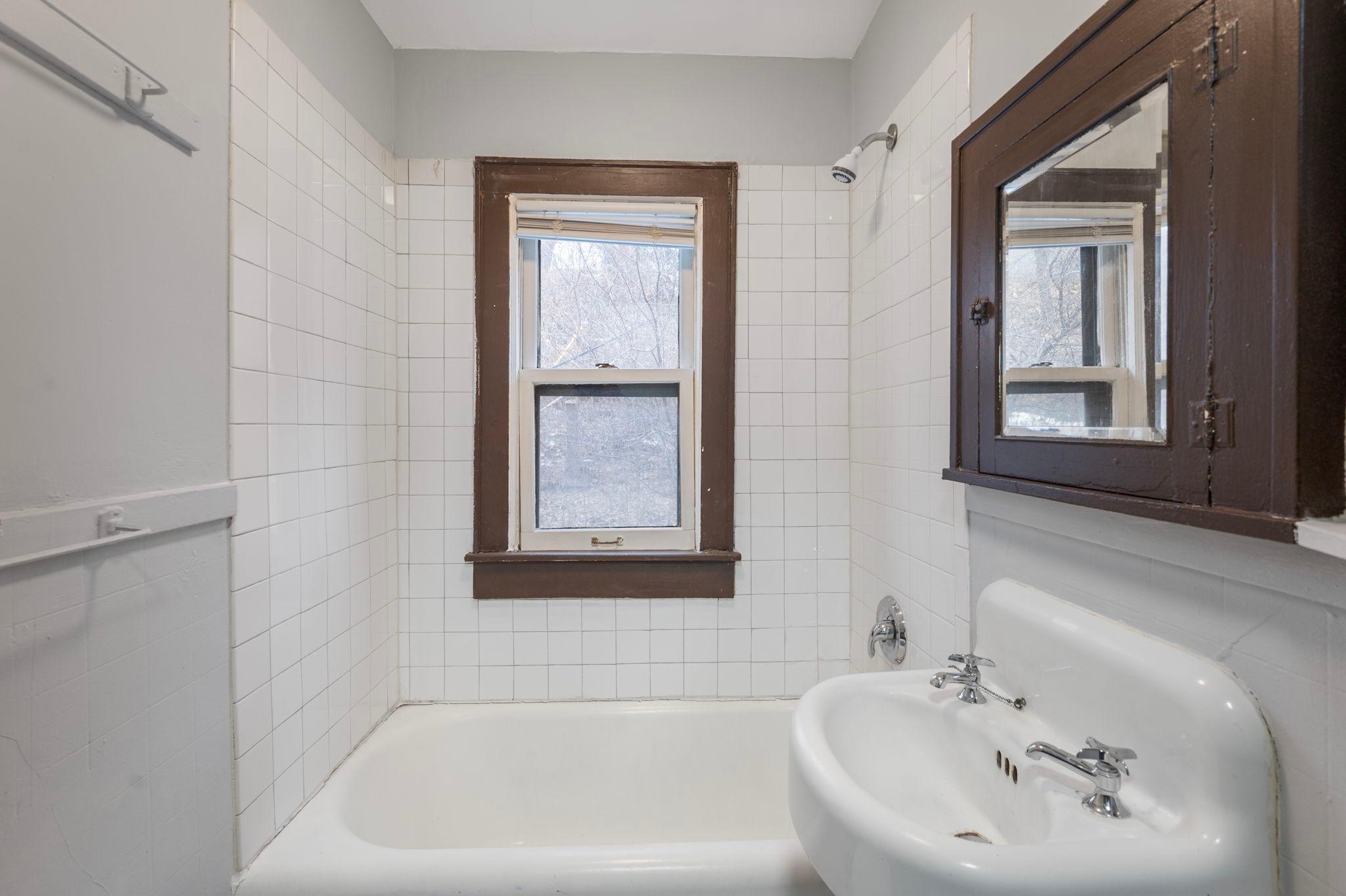 View of Commercial Sale at 487 Grand Avenue, Saint Paul MN 55102, Saint Paul (52 of 124) - Mike Wilen | Minnesota Team Real Estate