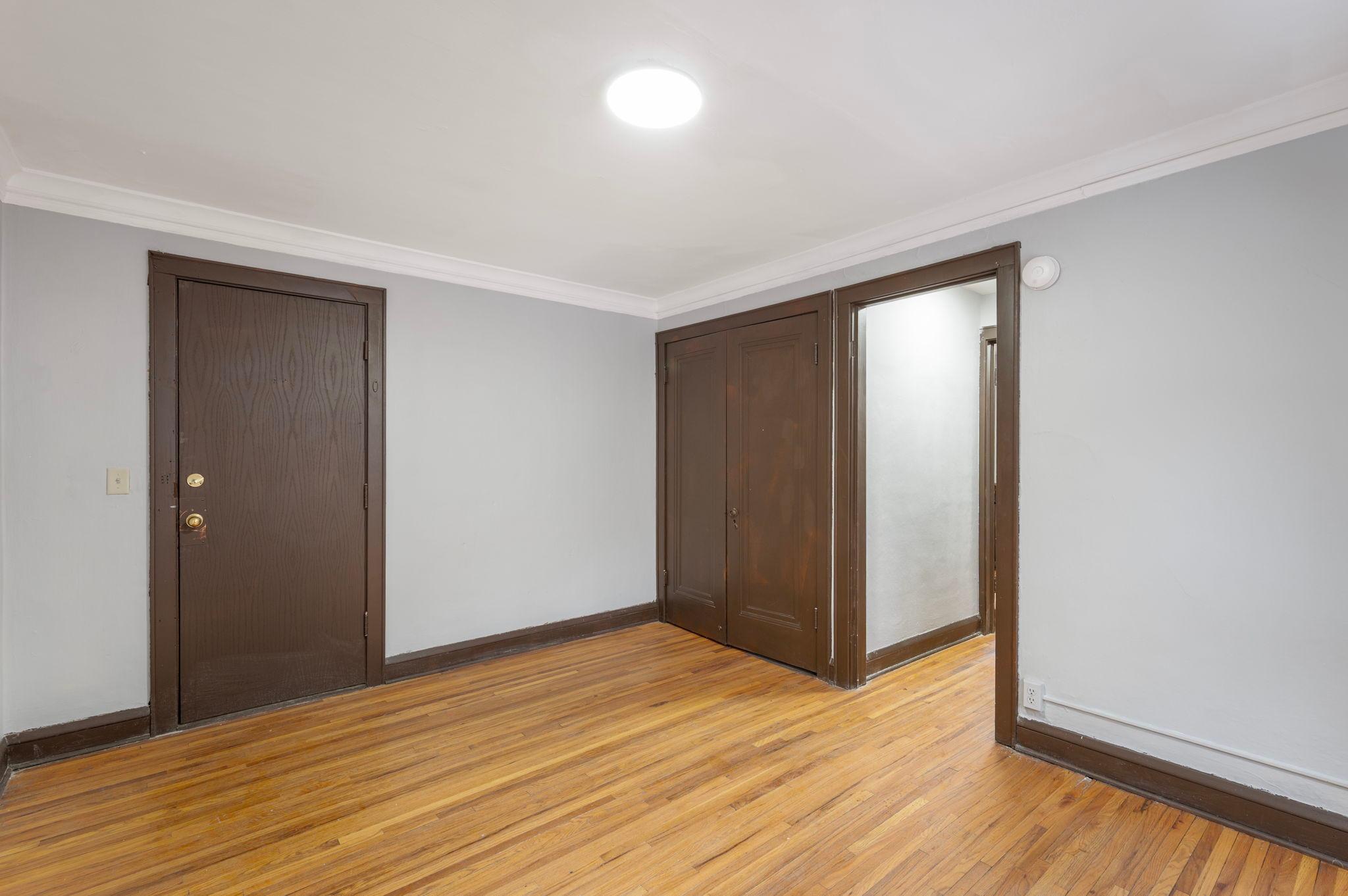 View of Commercial Sale at 487 Grand Avenue, Saint Paul MN 55102, Saint Paul (65 of 124) - Mike Wilen | Minnesota Team Real Estate